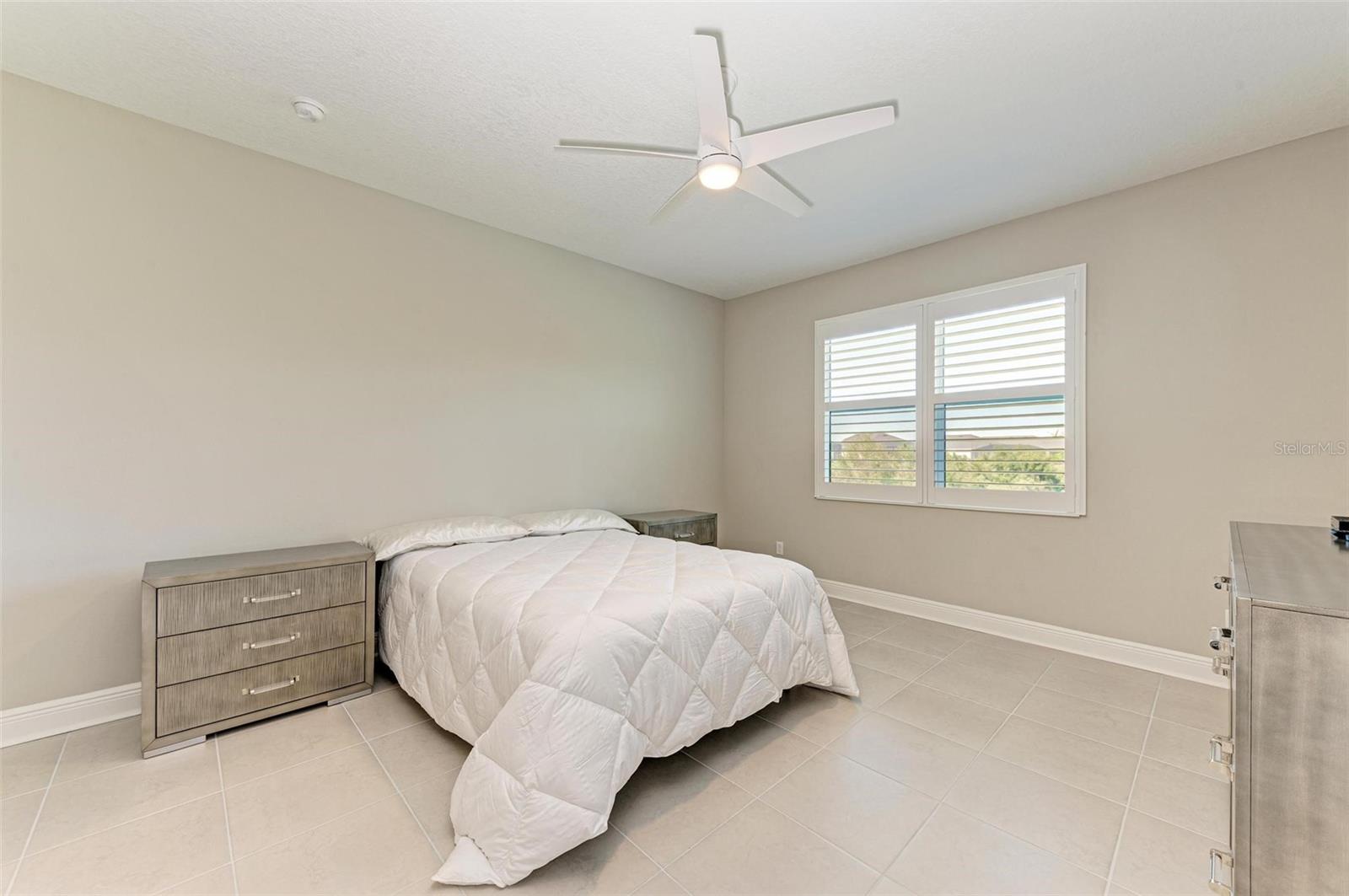 Image 21 of 39 For 4133 Golden Creek Terrace