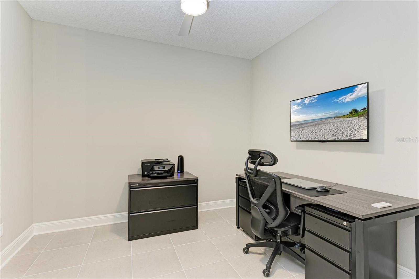 Image 32 of 39 For 4133 Golden Creek Terrace