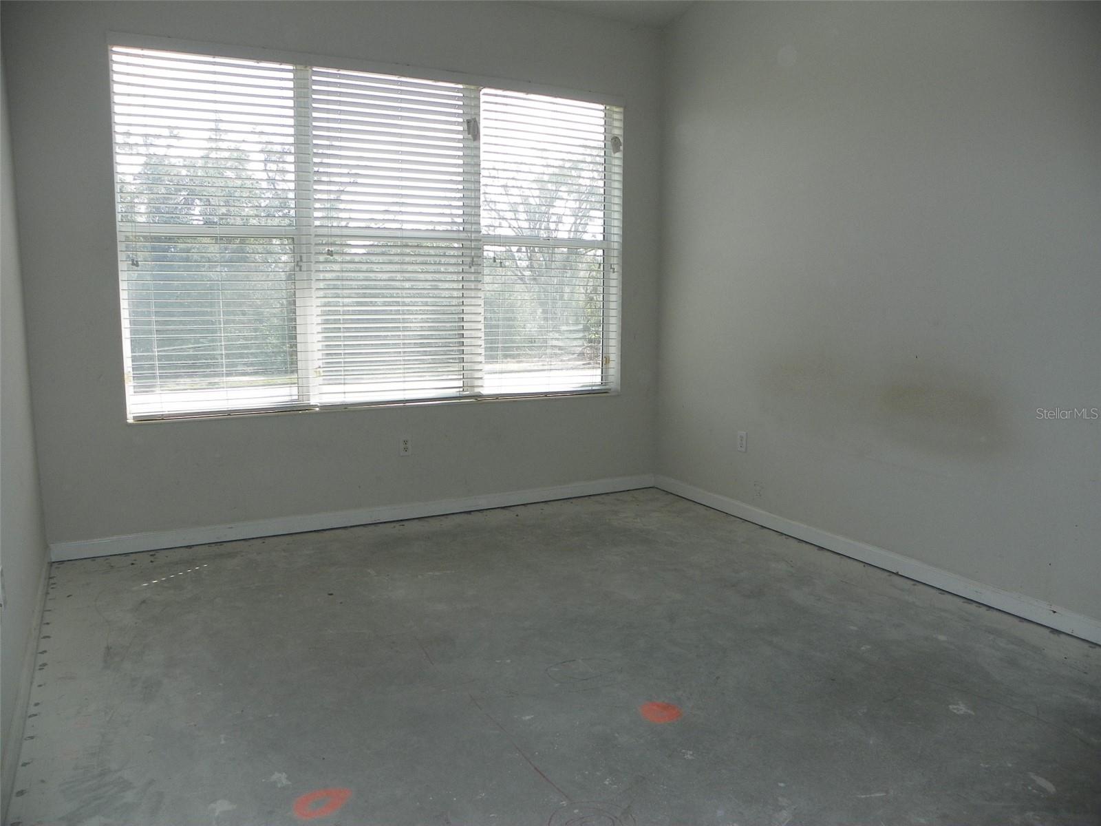 Image 21 of 39 For 2086 Kings Palace Drive 2086