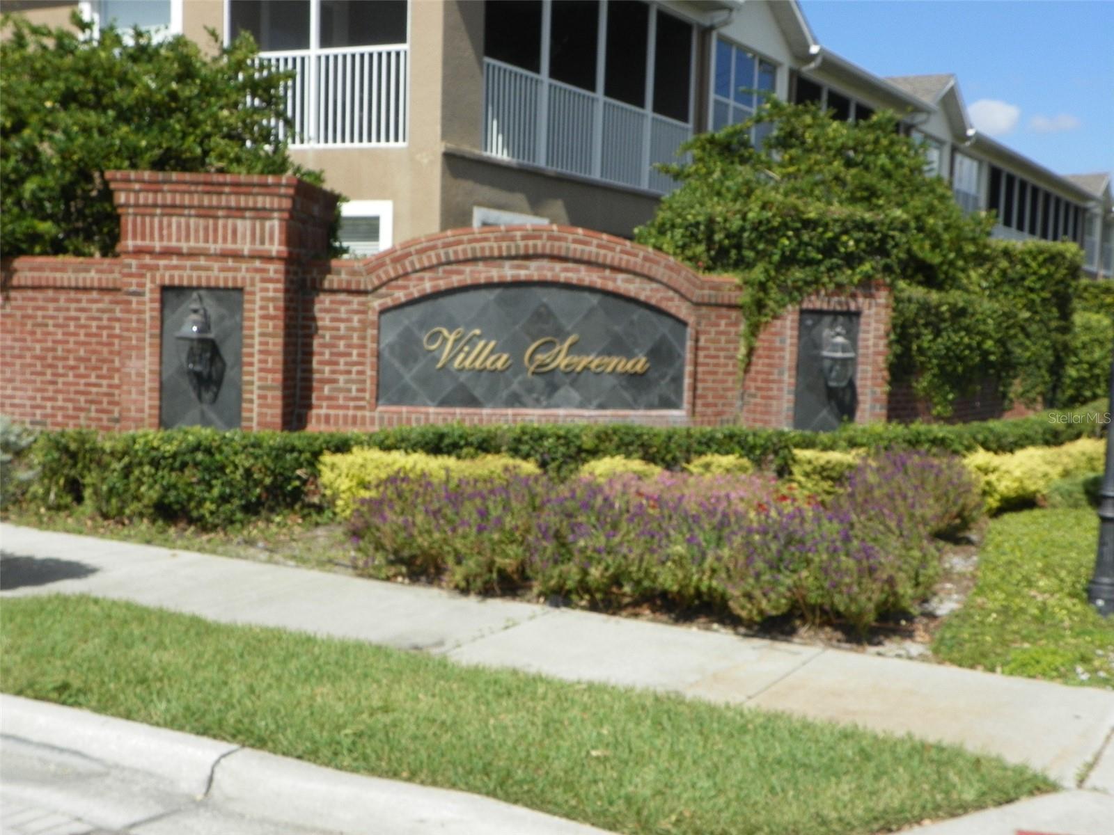 Image 3 of 39 For 2086 Kings Palace Drive 2086