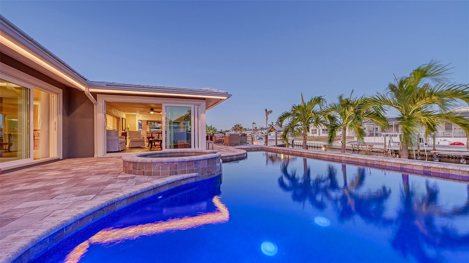 Listing photo id 50 for 4535 Bimini Drive