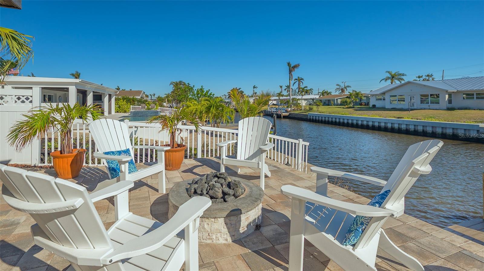 Listing photo id 60 for 4535 Bimini Drive