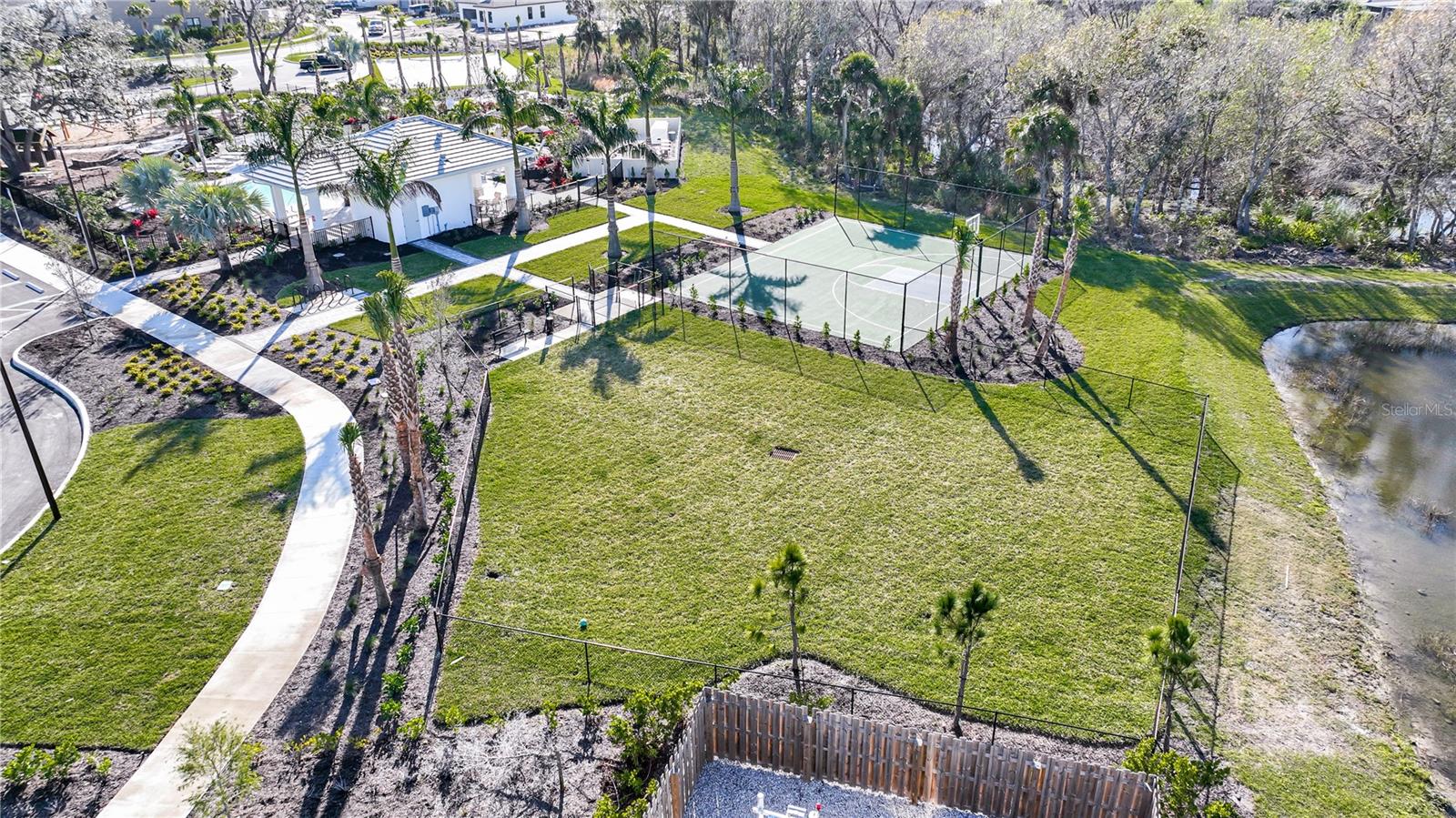 Image 13 of 15 For 15084 Shady Palms Lane