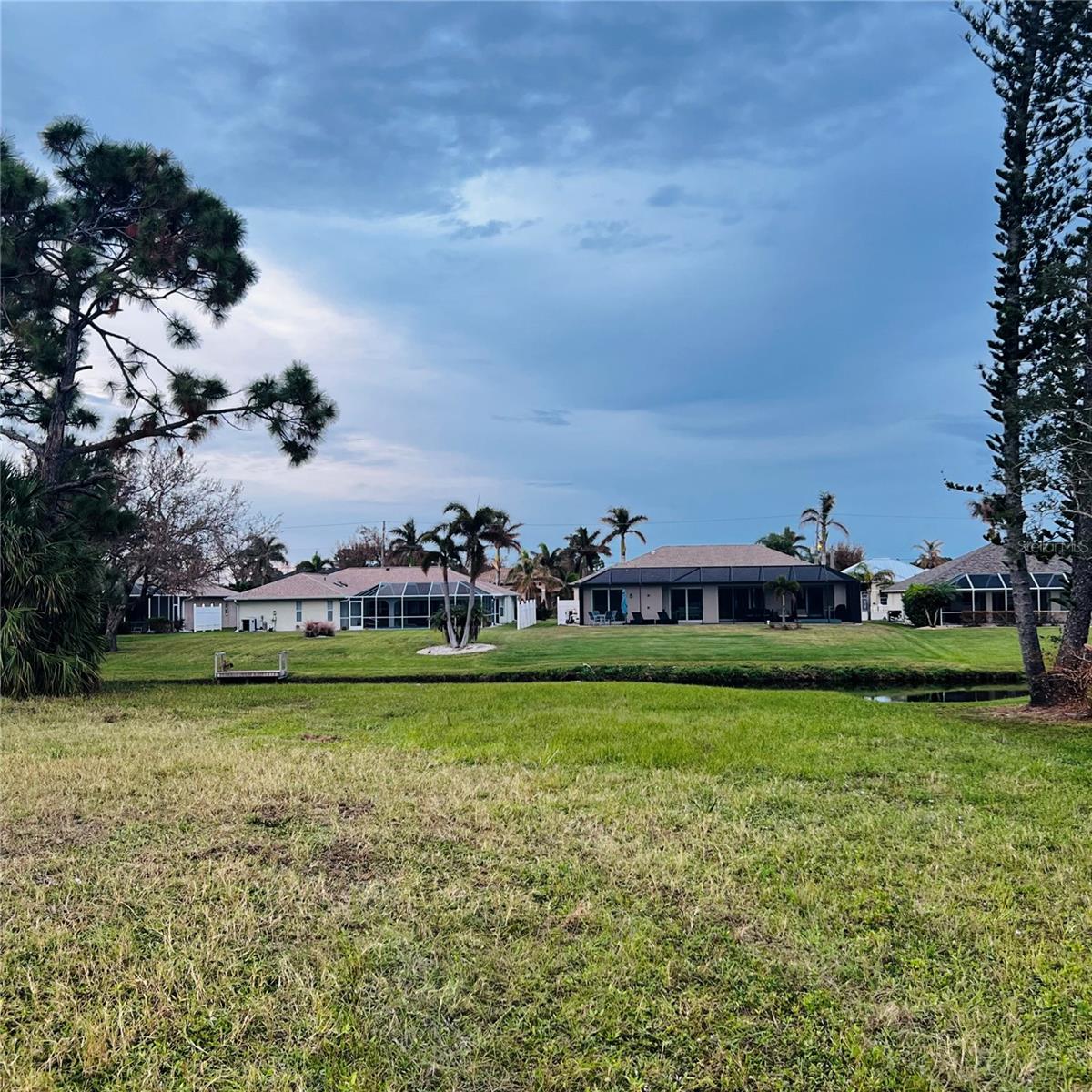 Image 3 of 6 For 717 Rotonda Circle