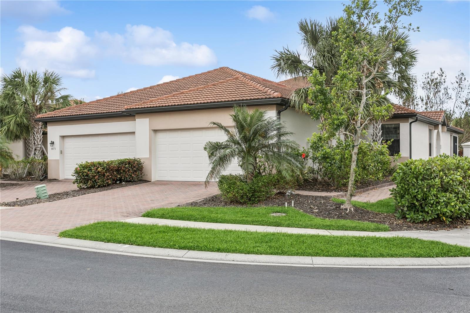 Details for 9869 Haze Drive, VENICE, FL 34292