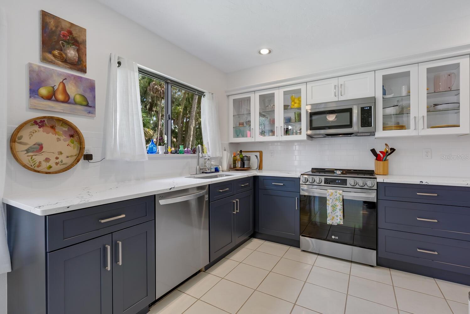 Image 14 of 43 For 7547 Silver Fern Boulevard 54