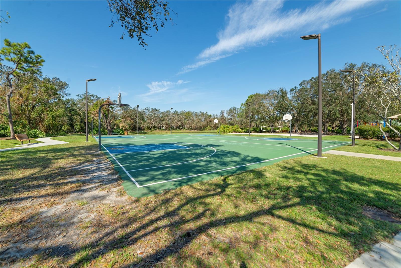 Image 17 of 23 For 6427 Golden Leaf Court