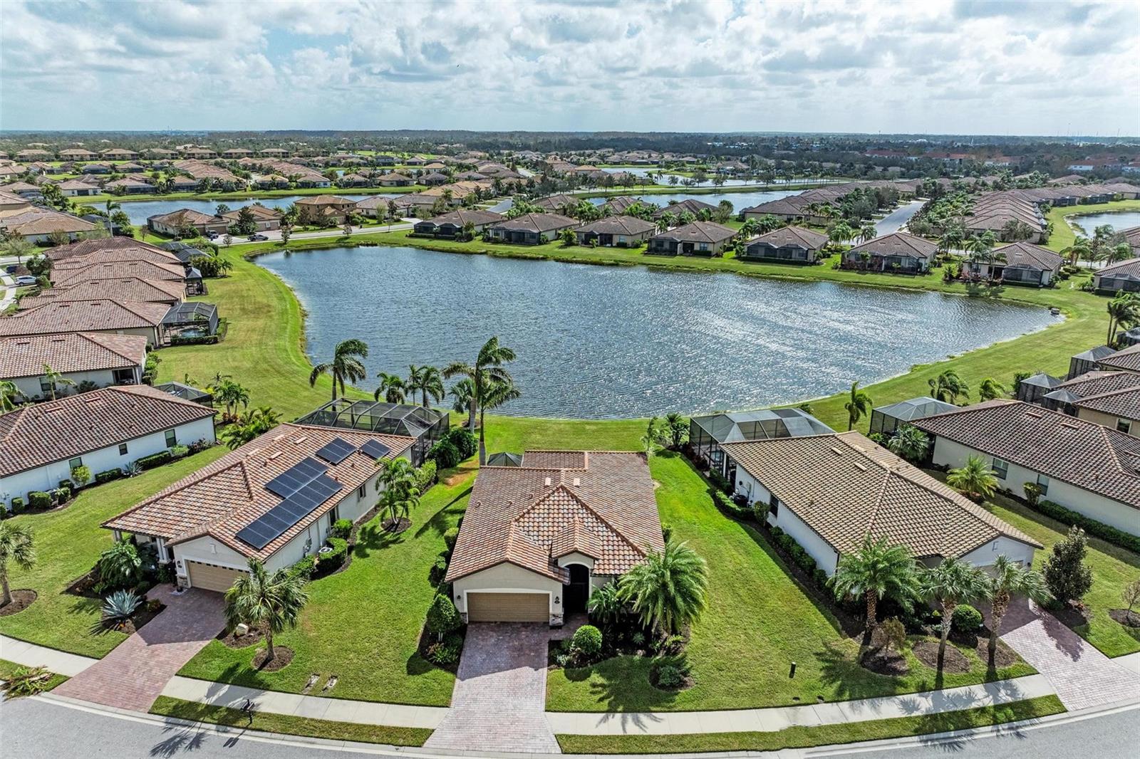 Details for 6547 Willowshire Way, BRADENTON, FL 34212