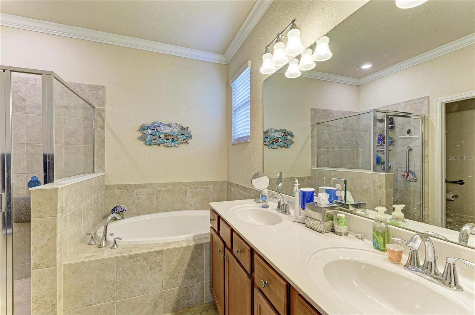 Image 21 of 77 For 6547 Willowshire Way