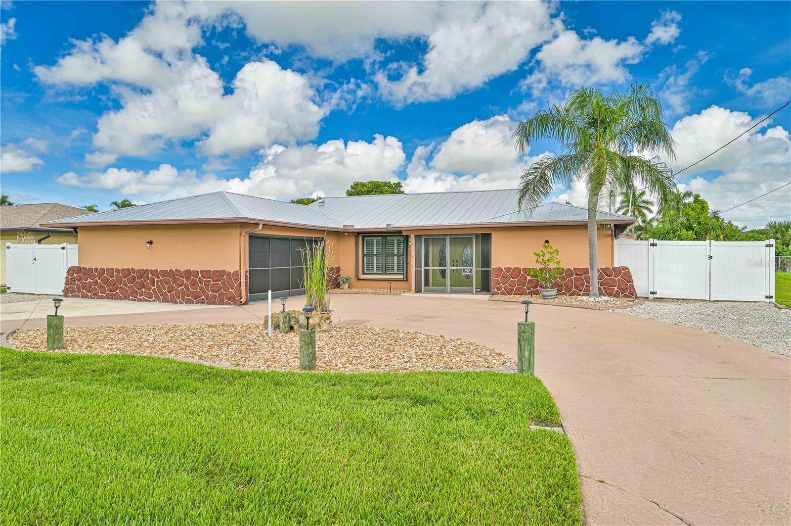 Image 8 of 46 For 4414 20th Place
