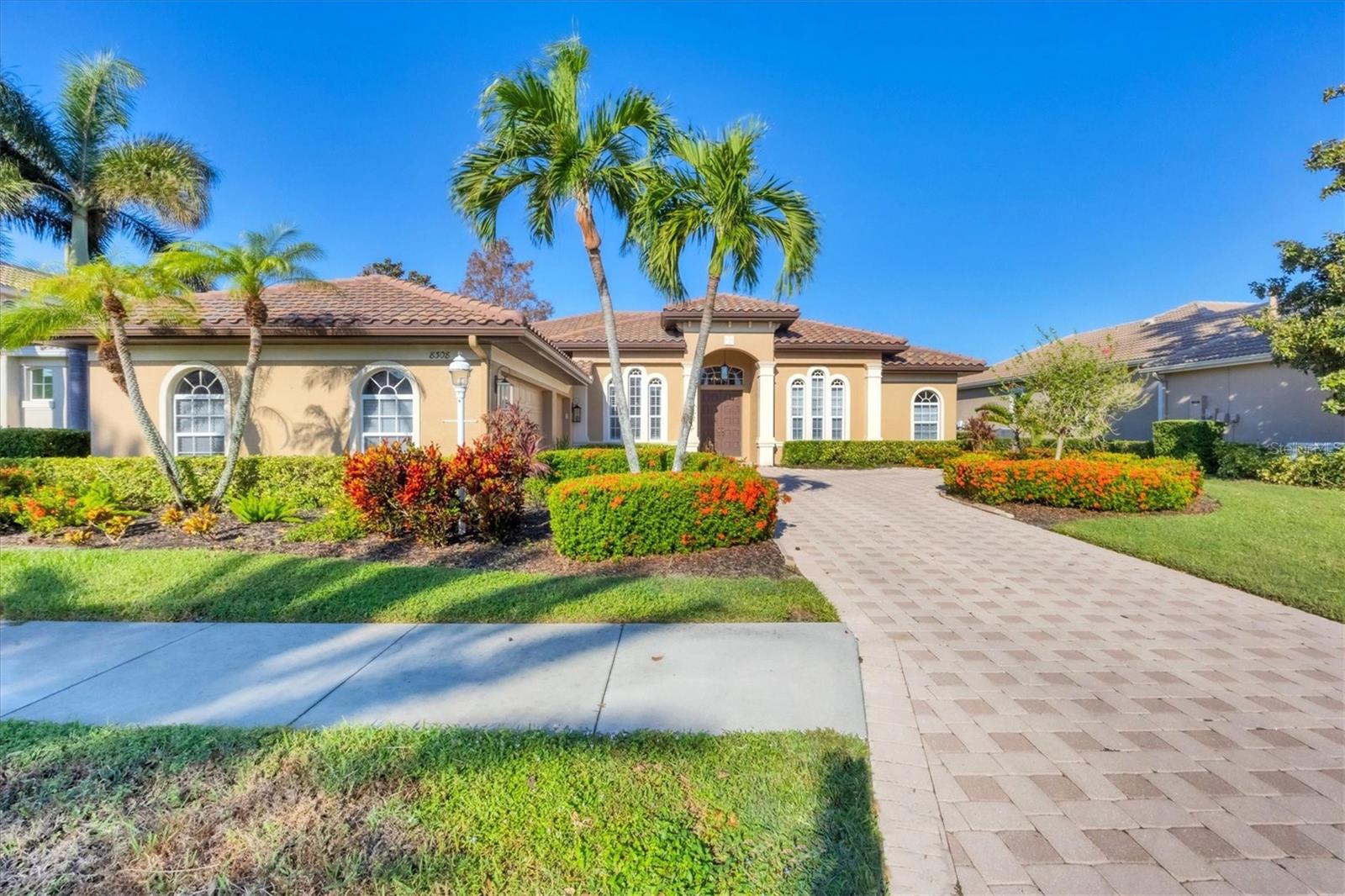 Details for 8308 Championship Court, LAKEWOOD RANCH, FL 34202