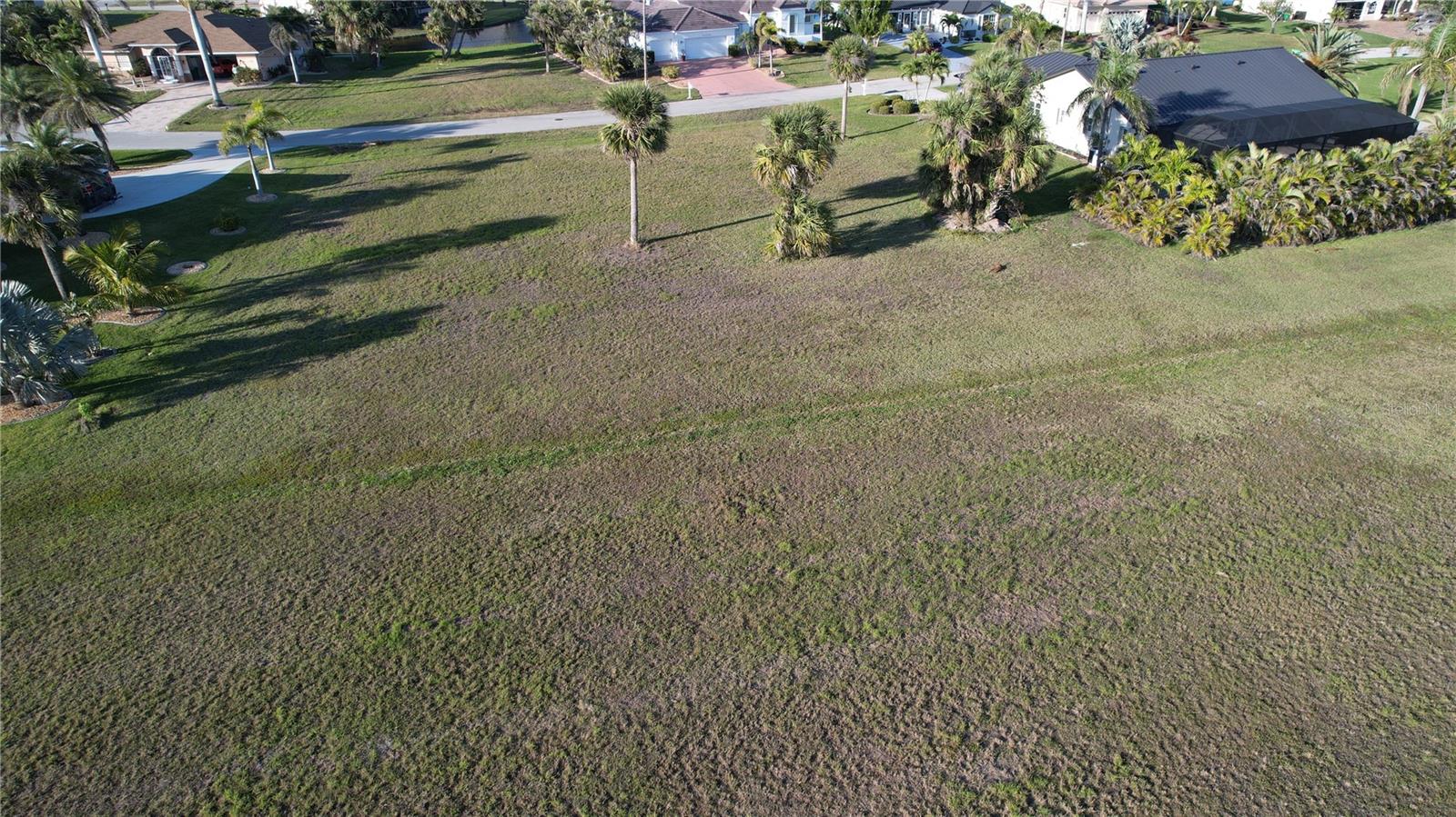 Image 7 of 23 For 24068 Peppercorn Road