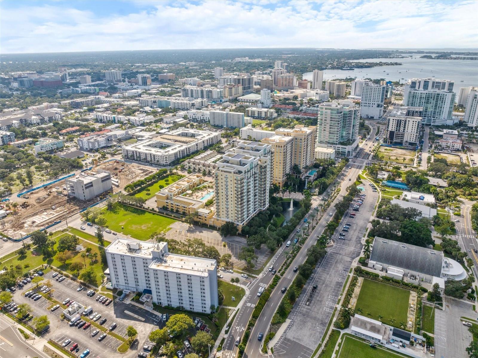 Image 47 of 98 For 800 Tamiami Trail 806