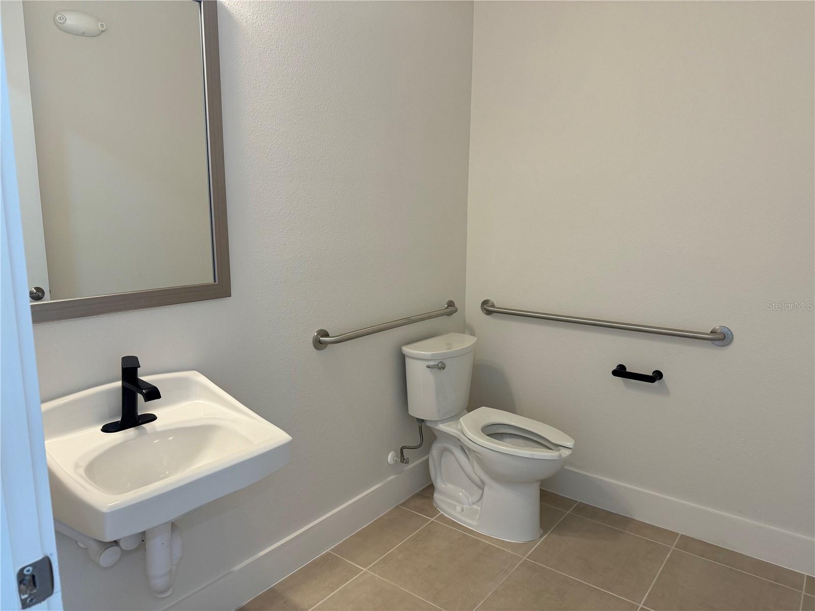 Image 8 of 10 For 419 Mike Roberto Way E-2 - Or