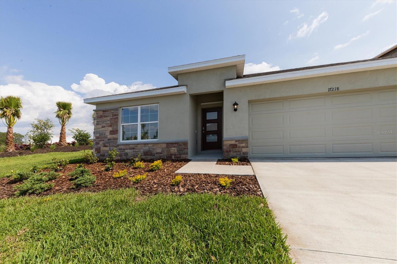 Details for 17218 Barnwood Place, LAKEWOOD RANCH, FL 34211