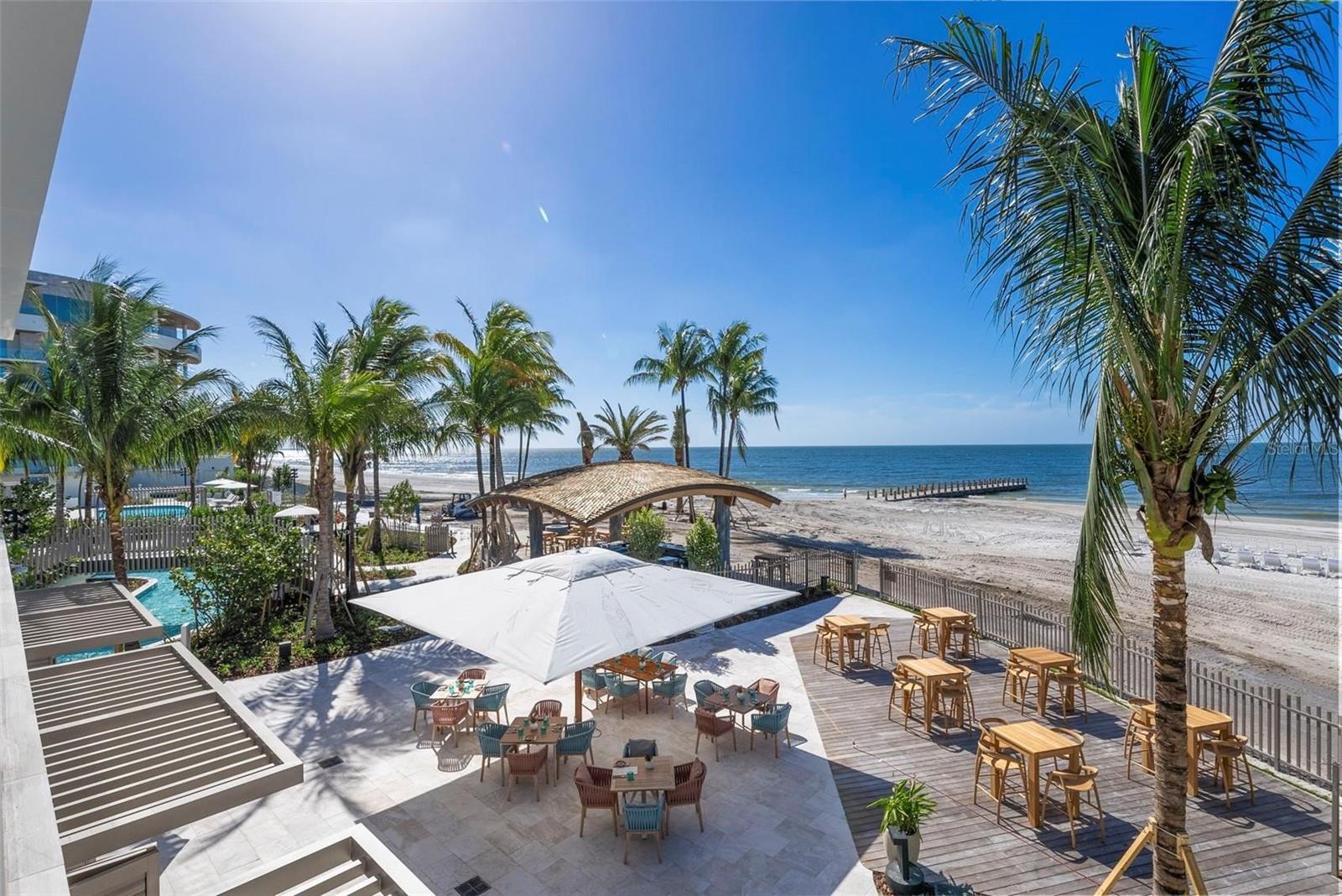 Listing photo id 50 for 1591 Gulf Of Mexico Drive  311