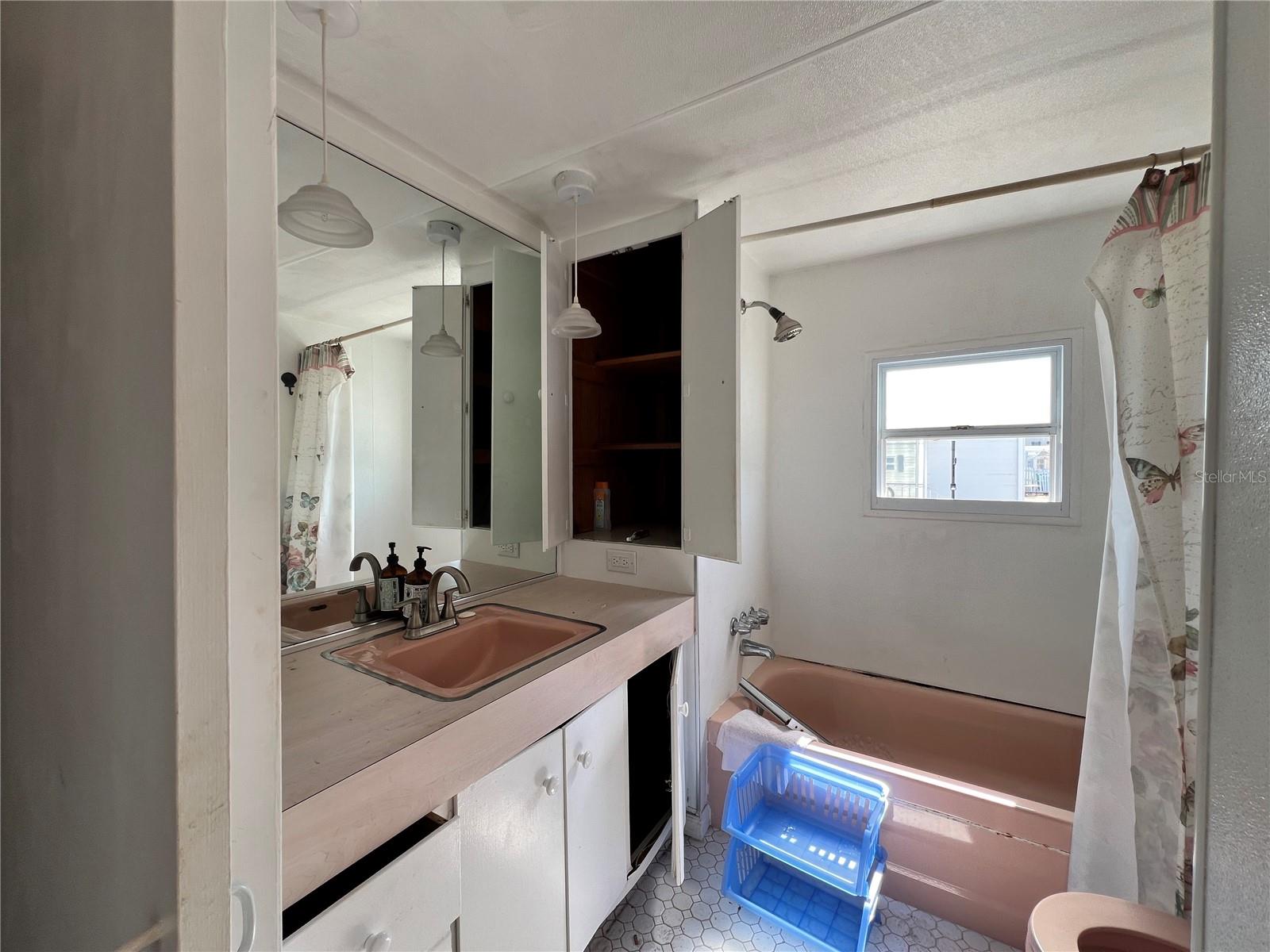 Image 10 of 30 For 88 Twin Shores Boulevard