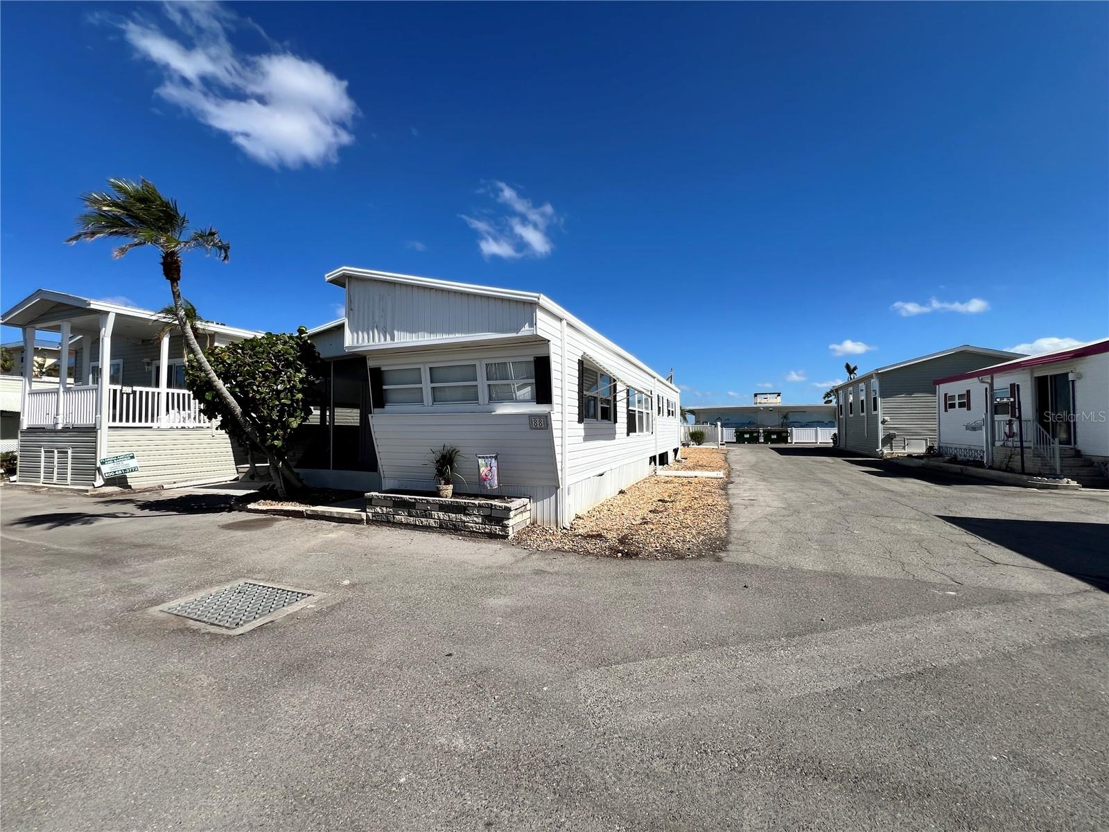 Image 2 of 30 For 88 Twin Shores Boulevard