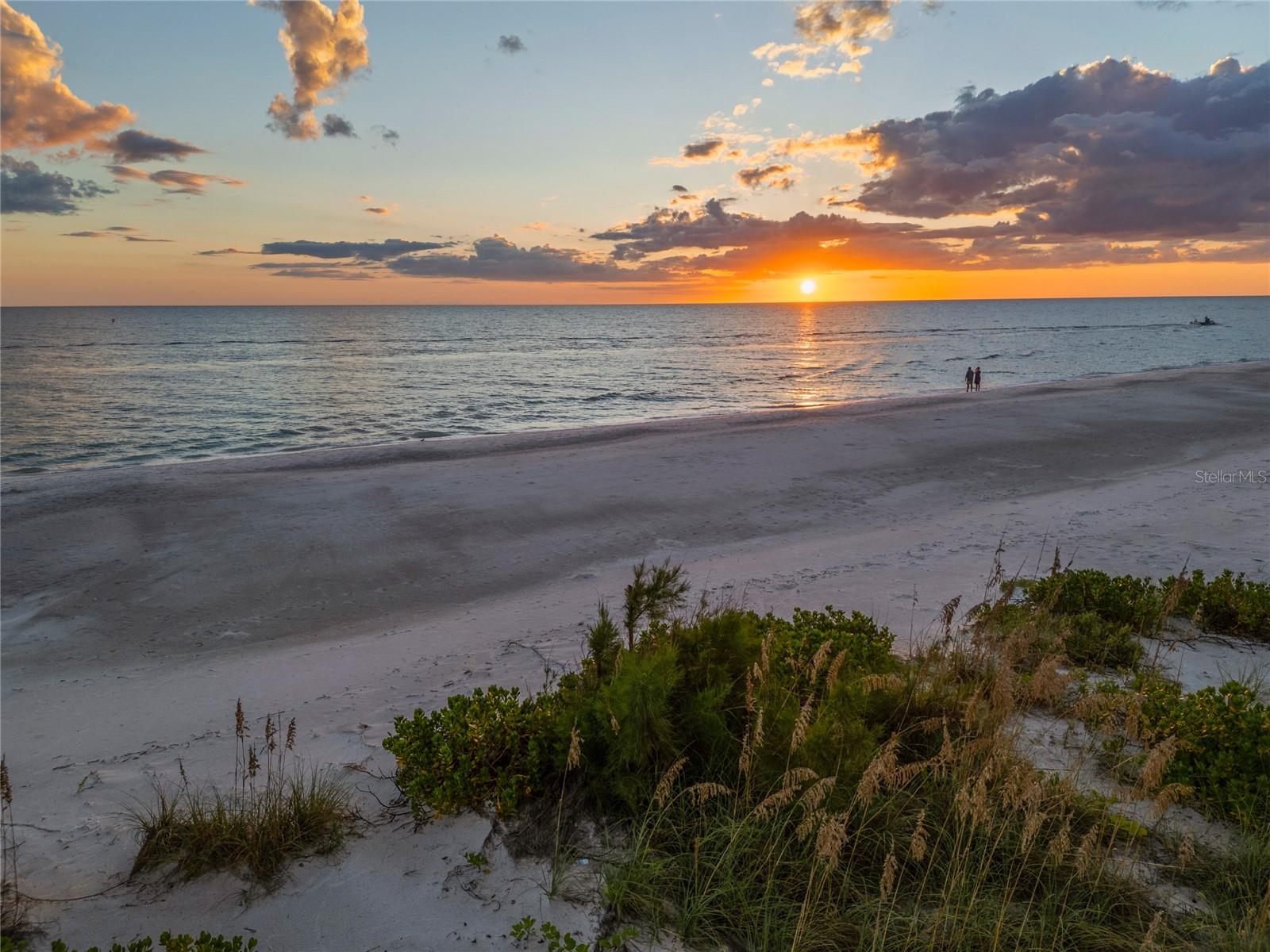 Image 56 of 61 For 5919 Gulf Of Mexico Drive