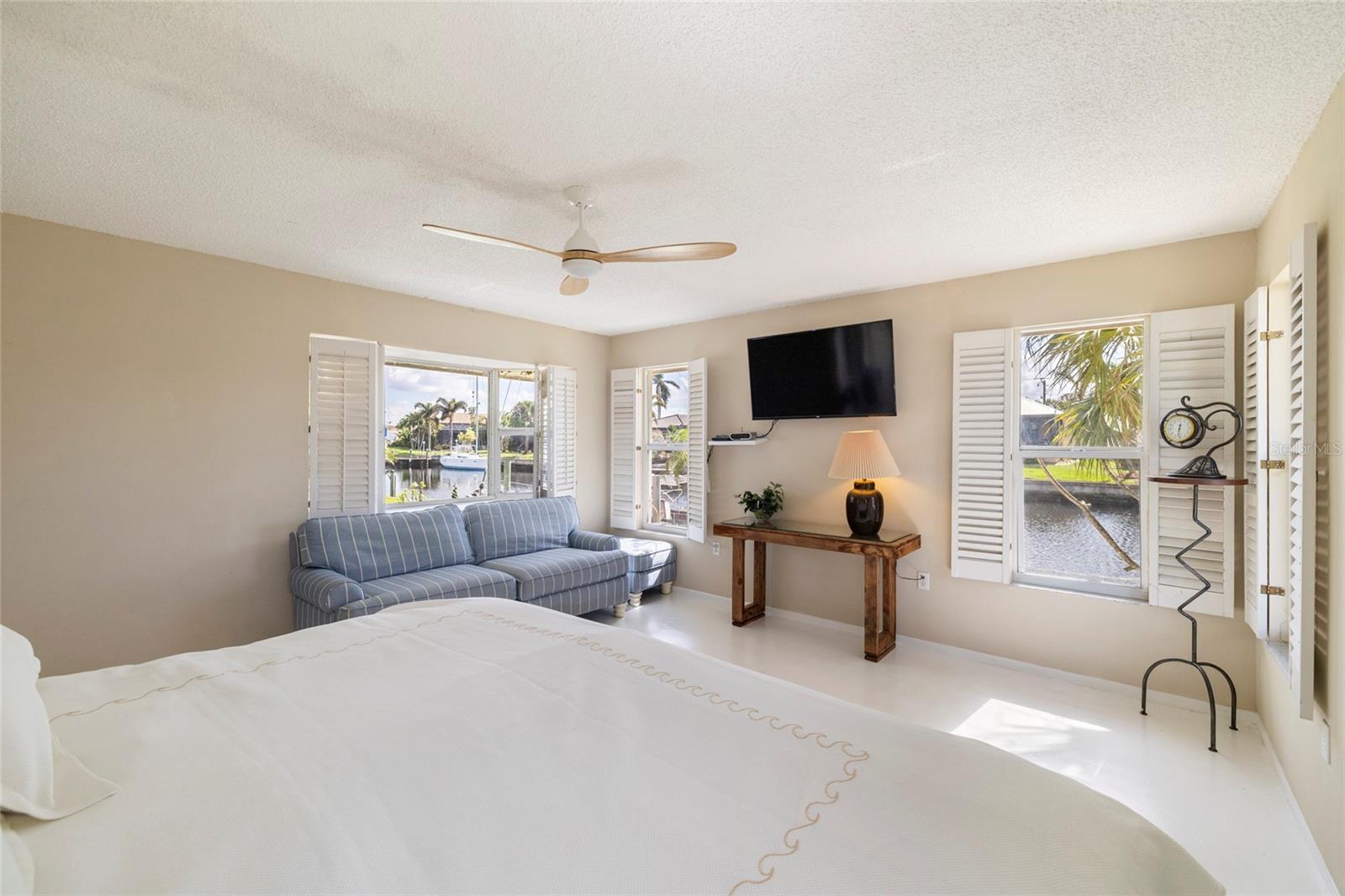 Image 33 of 59 For 2807 Coral Way