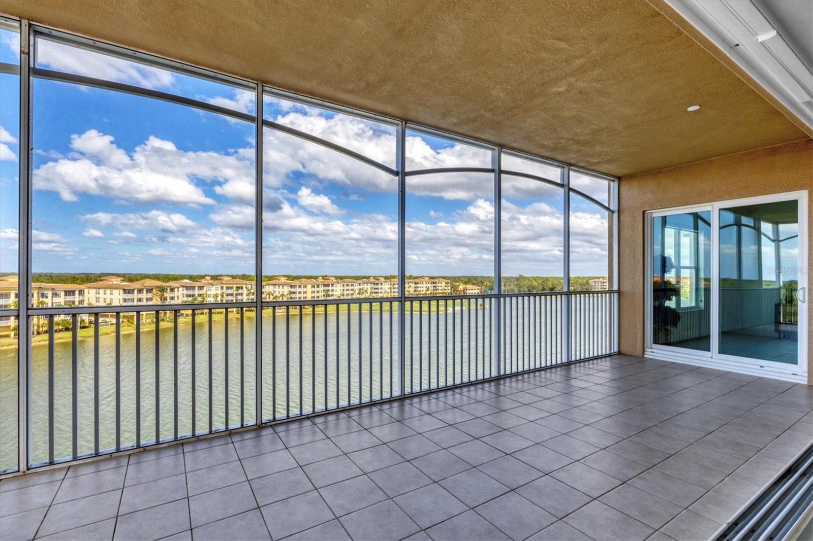 Details for 10530 Boardwalk Loop 601, BRADENTON, FL 34202