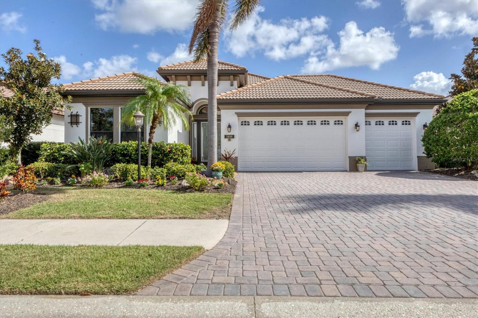 Details for 7833 Valderrama Way, LAKEWOOD RANCH, FL 34202