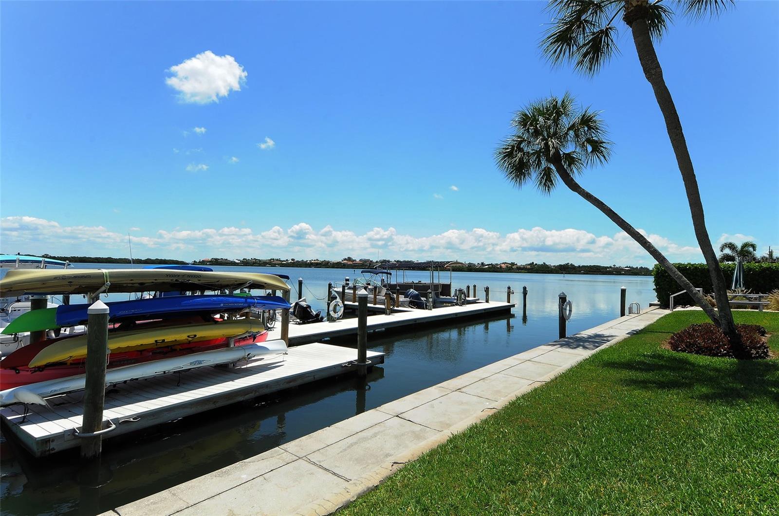 Image 41 of 76 For 3808 Gulf Of Mexico Drive E307