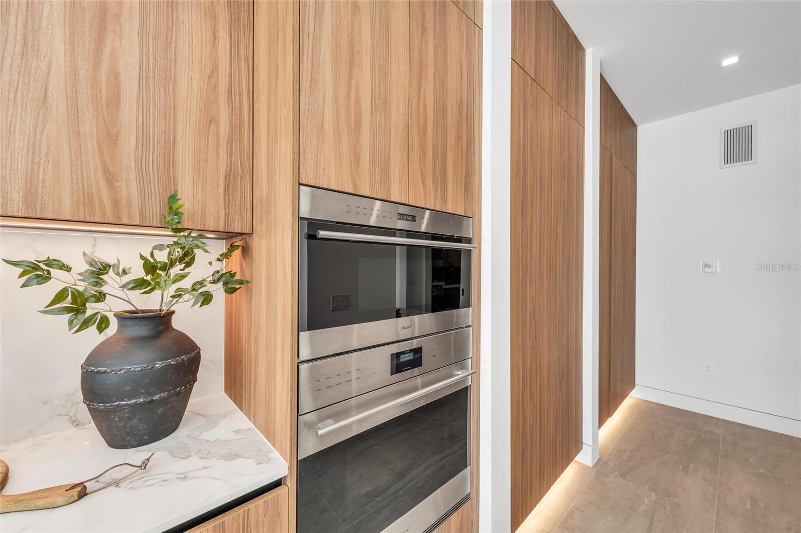 Image 18 of 68 For 2038 Datura Street