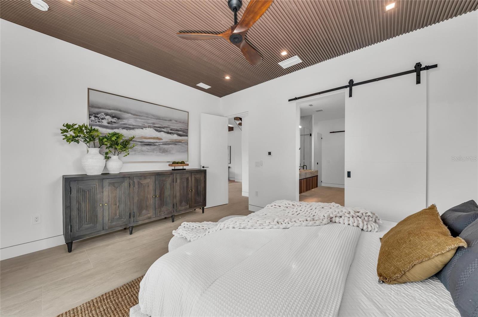 Image 22 of 68 For 2038 Datura Street
