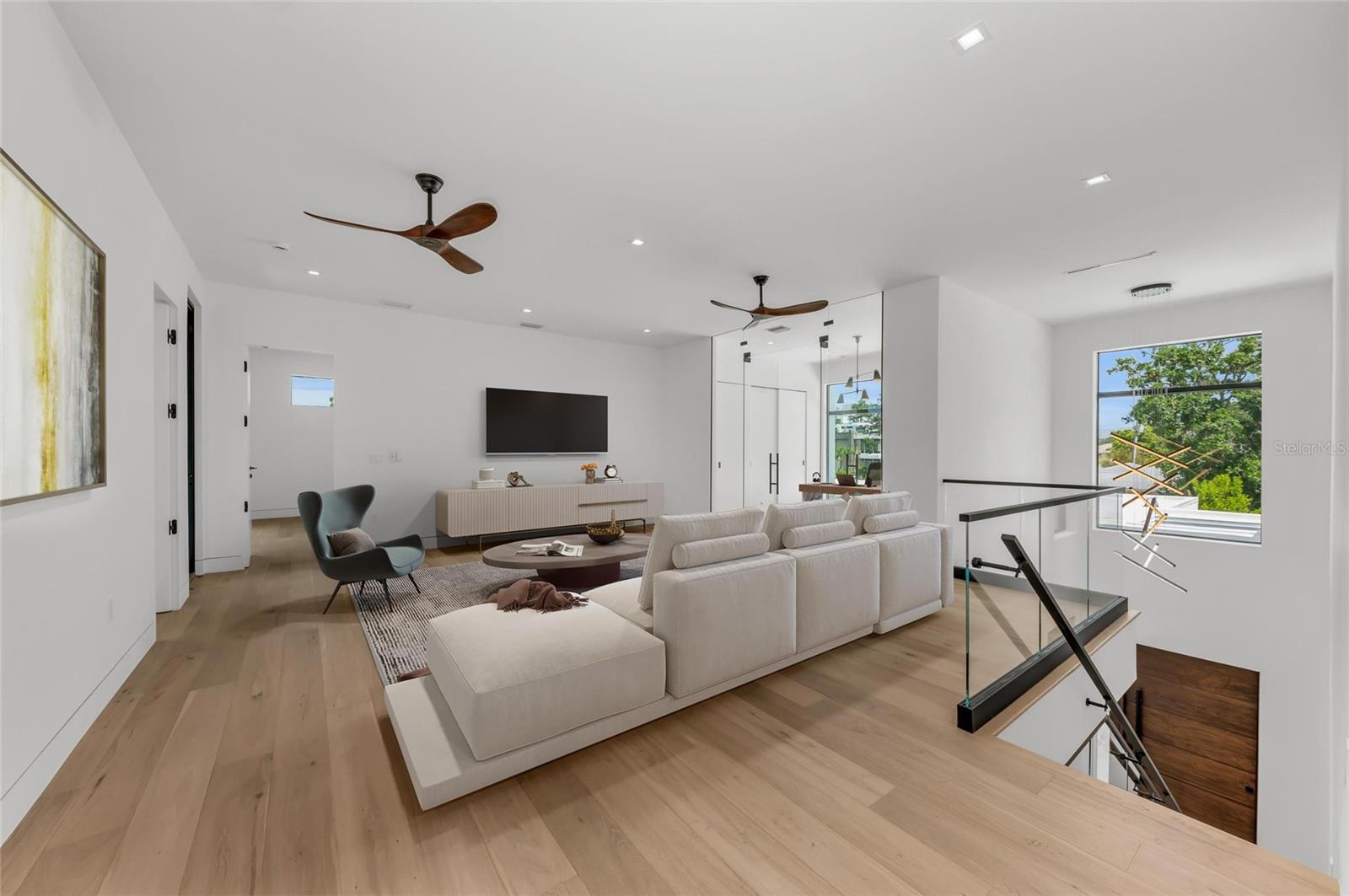 Image 35 of 68 For 2038 Datura Street