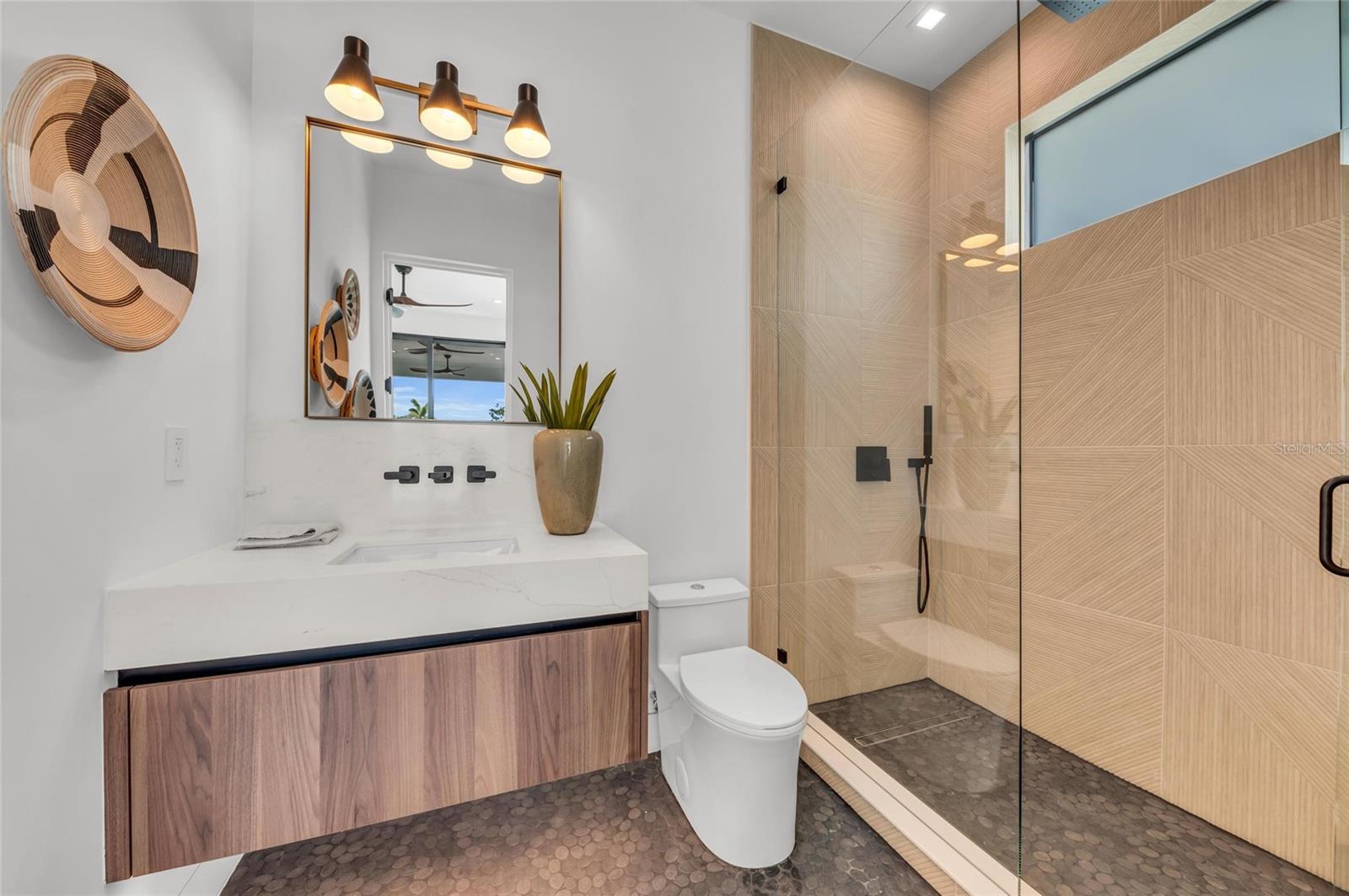 Image 43 of 68 For 2038 Datura Street