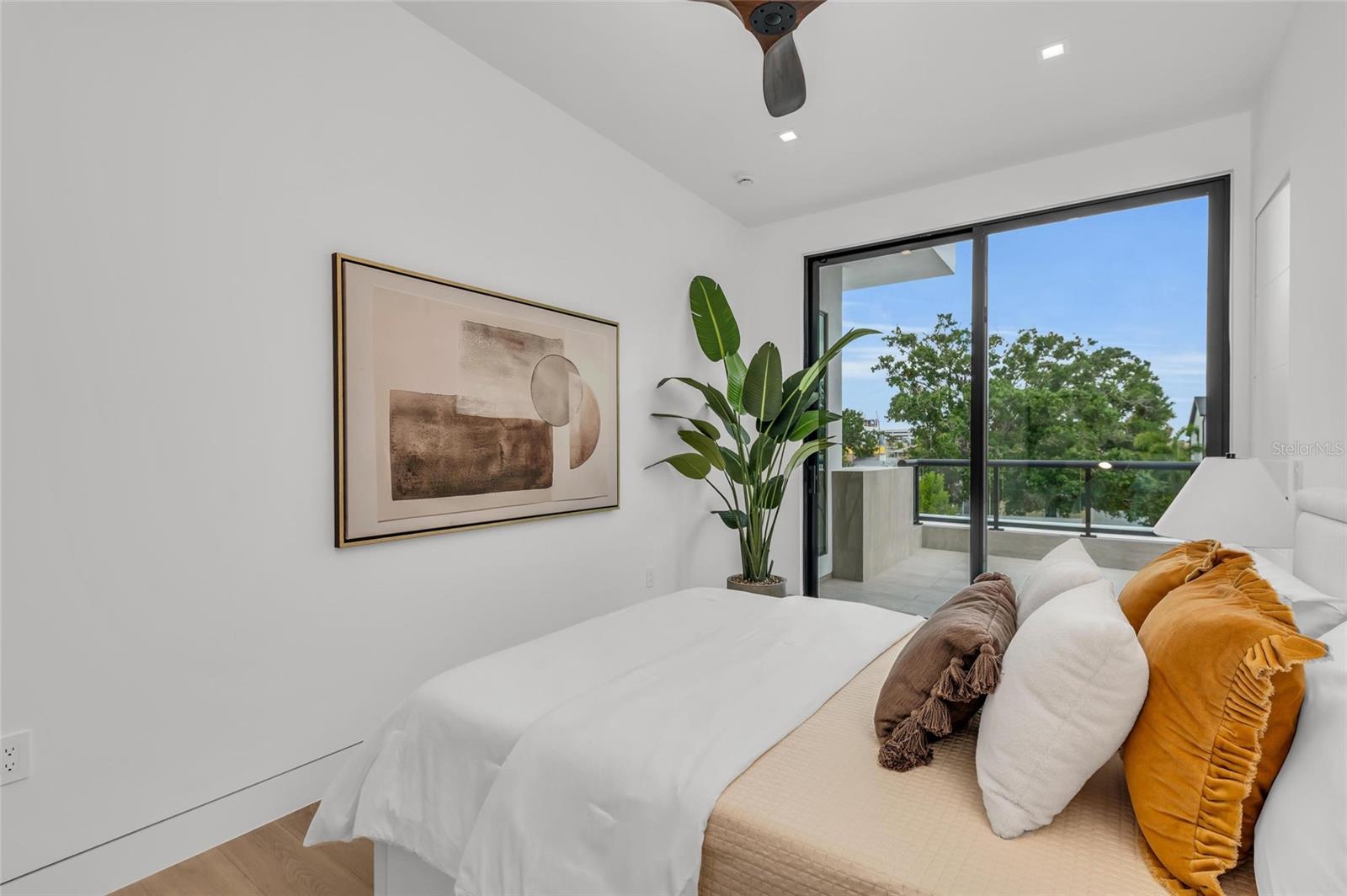 Image 53 of 68 For 2038 Datura Street