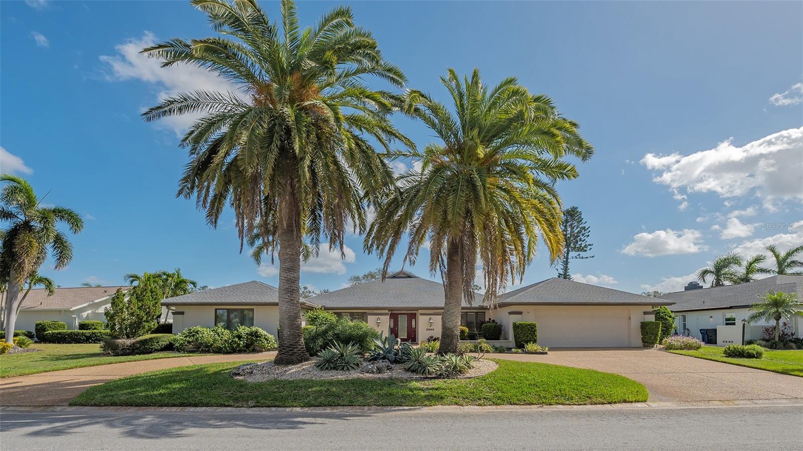 Details for 5692 Country Lakes Drive, SARASOTA, FL 34243