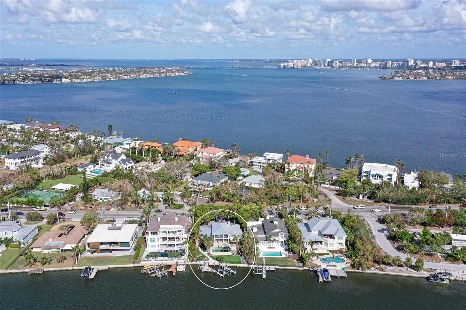 Image 8 of 58 For 864 Siesta Drive