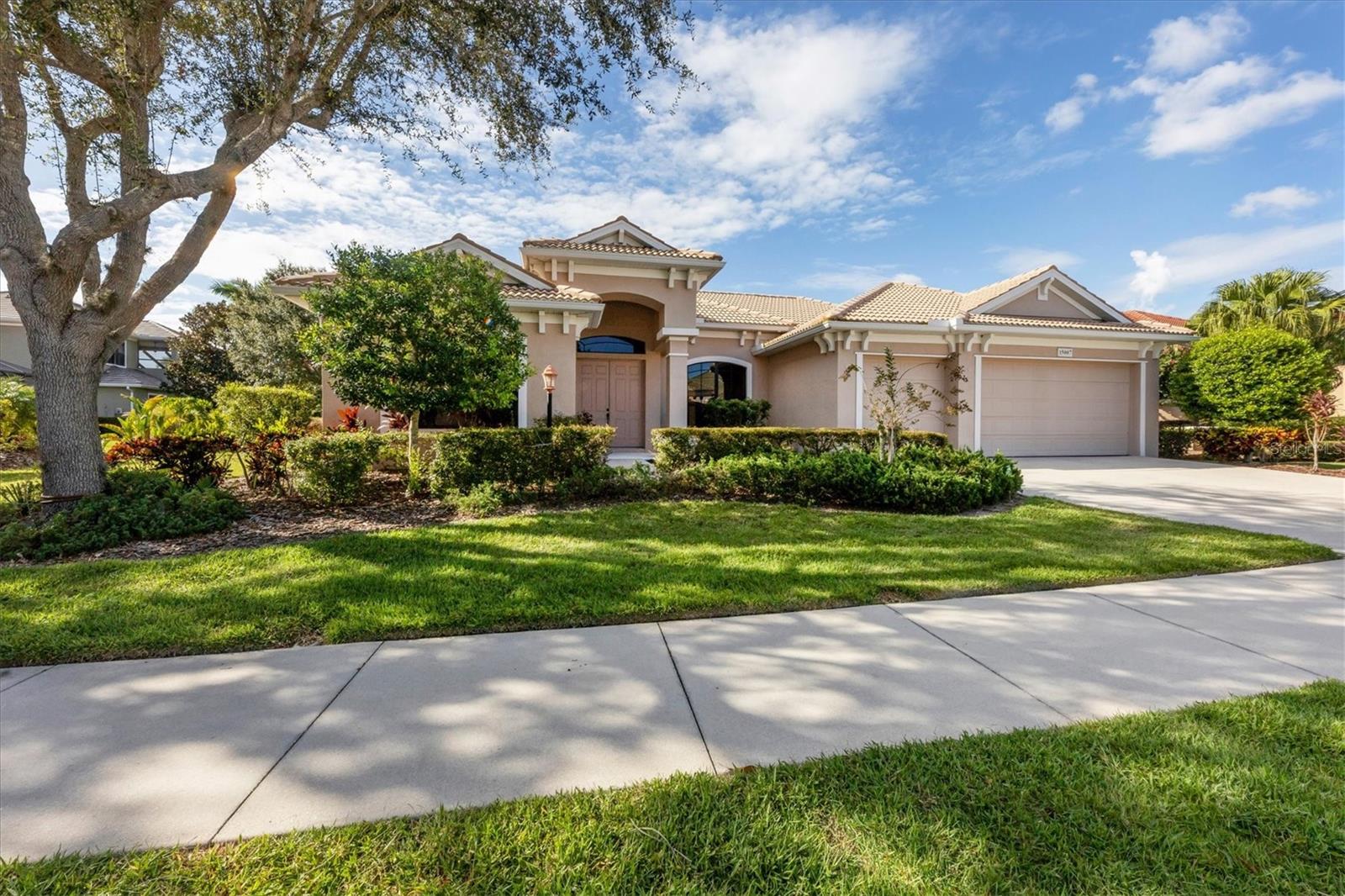 Details for 15007 Sundial Place, LAKEWOOD RANCH, FL 34202