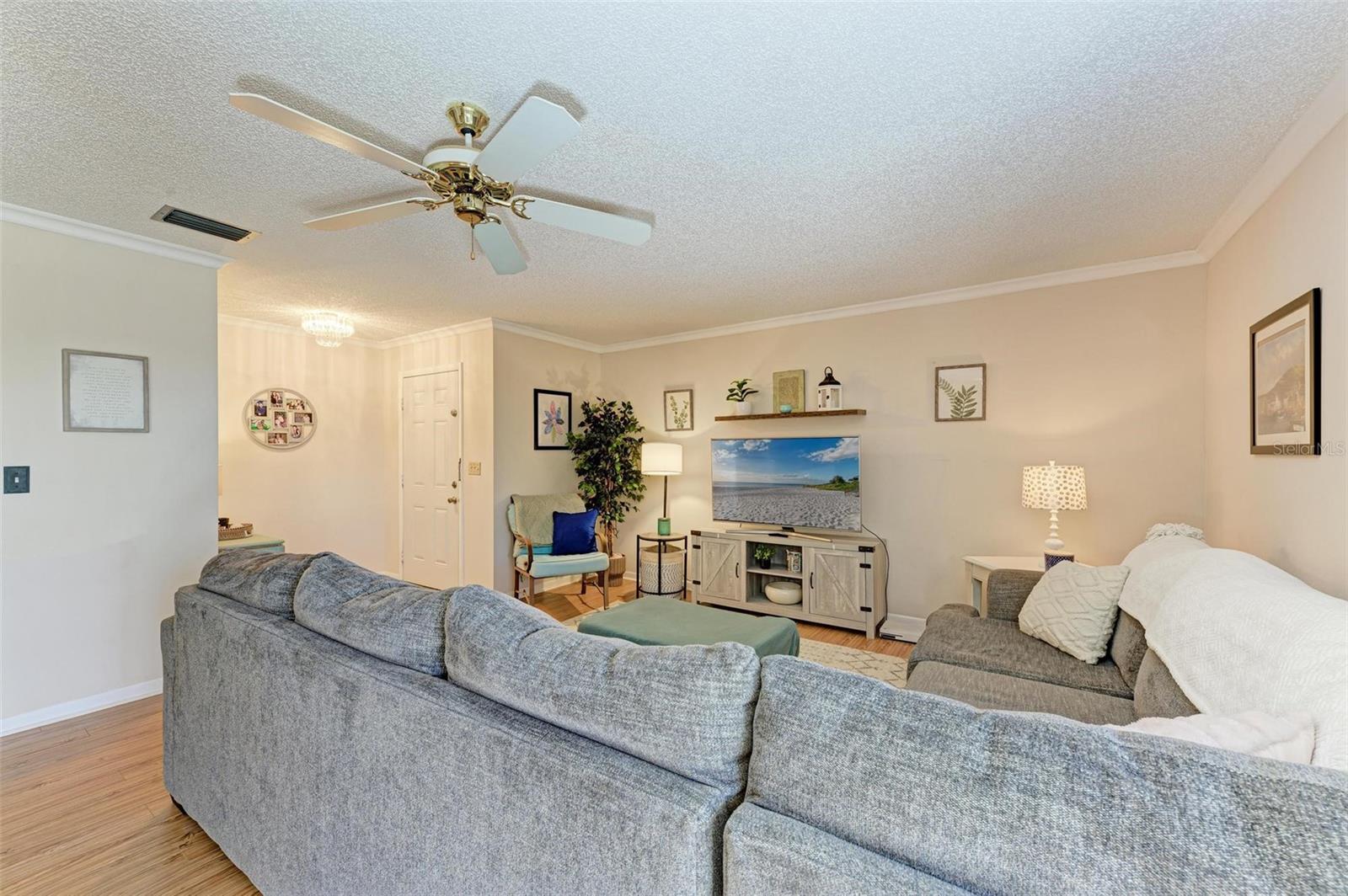 Image 6 of 28 For 6309 Manatee Avenue W 6309