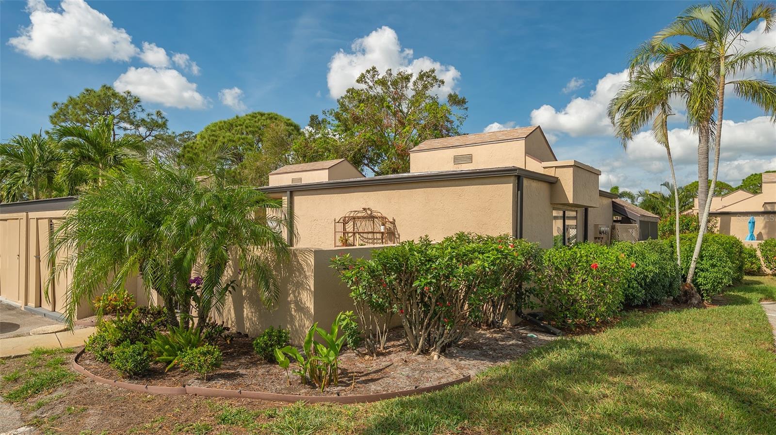 Details for 5239 Myrtle Wood, SARASOTA, FL 34235