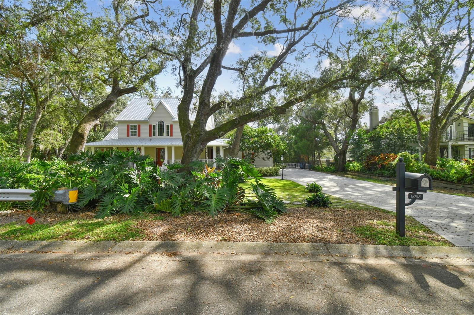 Image 84 of 91 For 6008 Hammock Woods Drive