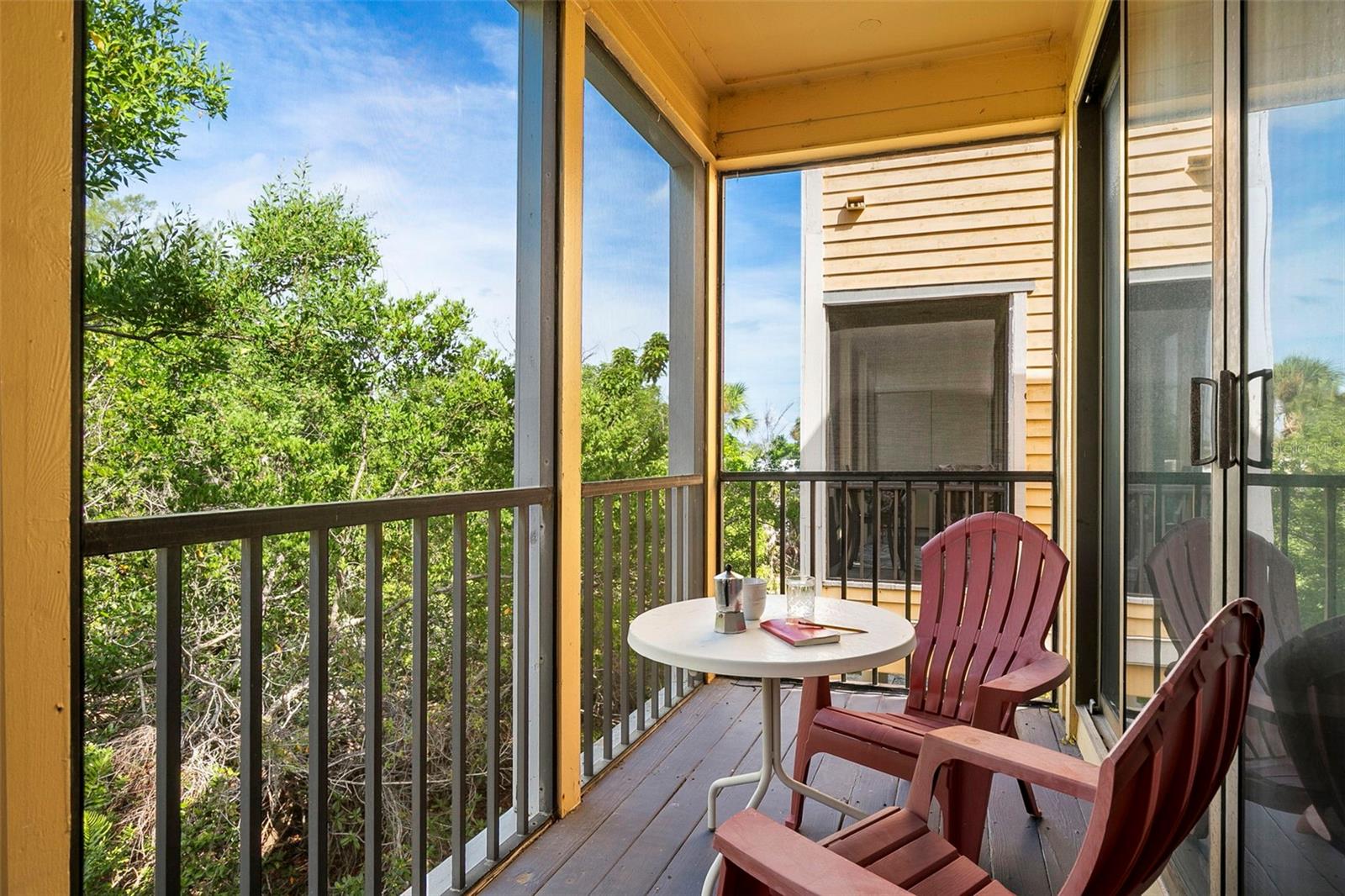 Image 75 of 95 For 619 Cedars Court