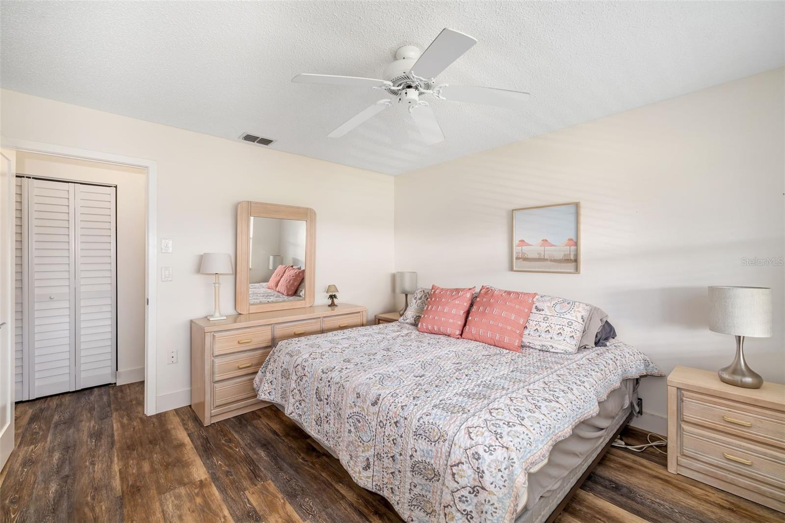 Image 14 of 44 For 2812 Heritage Lane 2812
