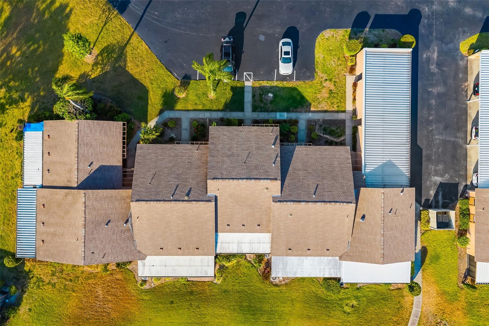 Image 34 of 44 For 2812 Heritage Lane 2812