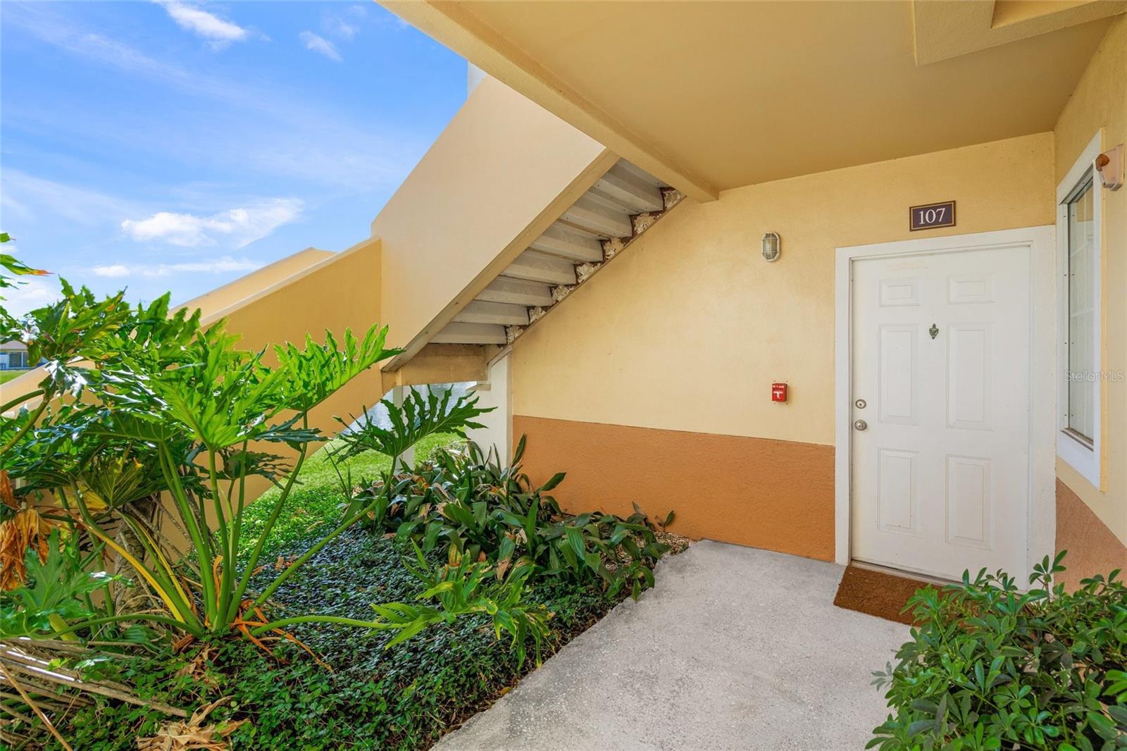 Details for 1050 Villagio Circle 107, SARASOTA, FL 34237