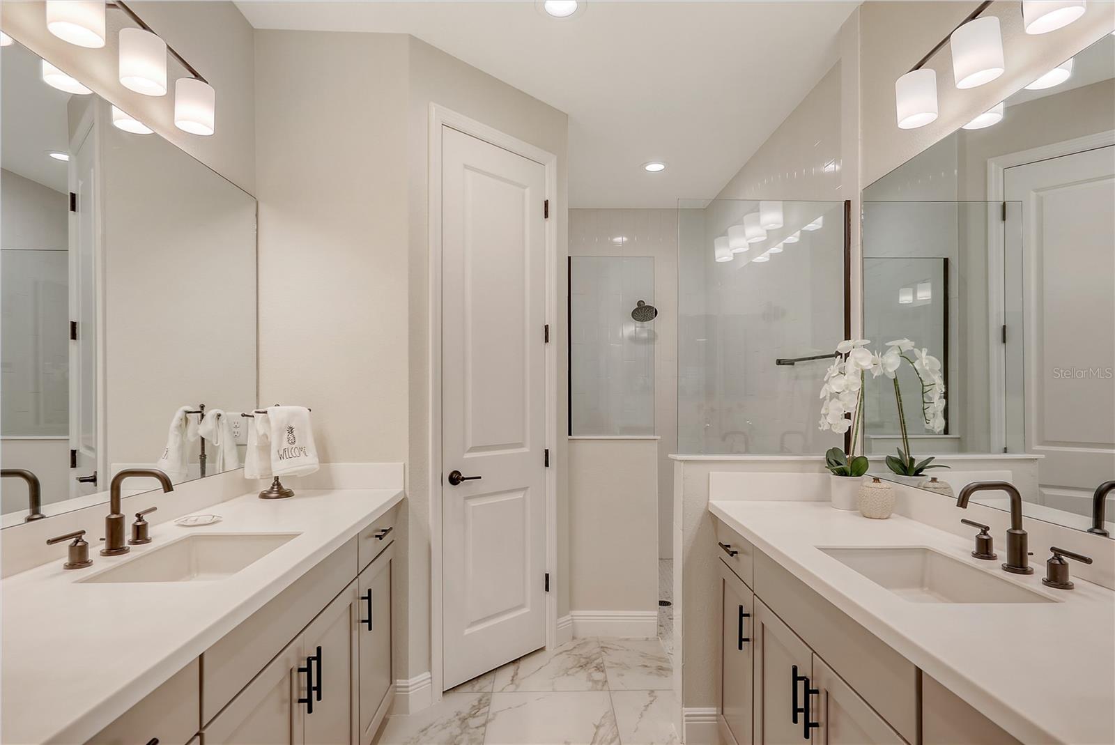 Image 32 of 81 For 12797 Palatka Drive