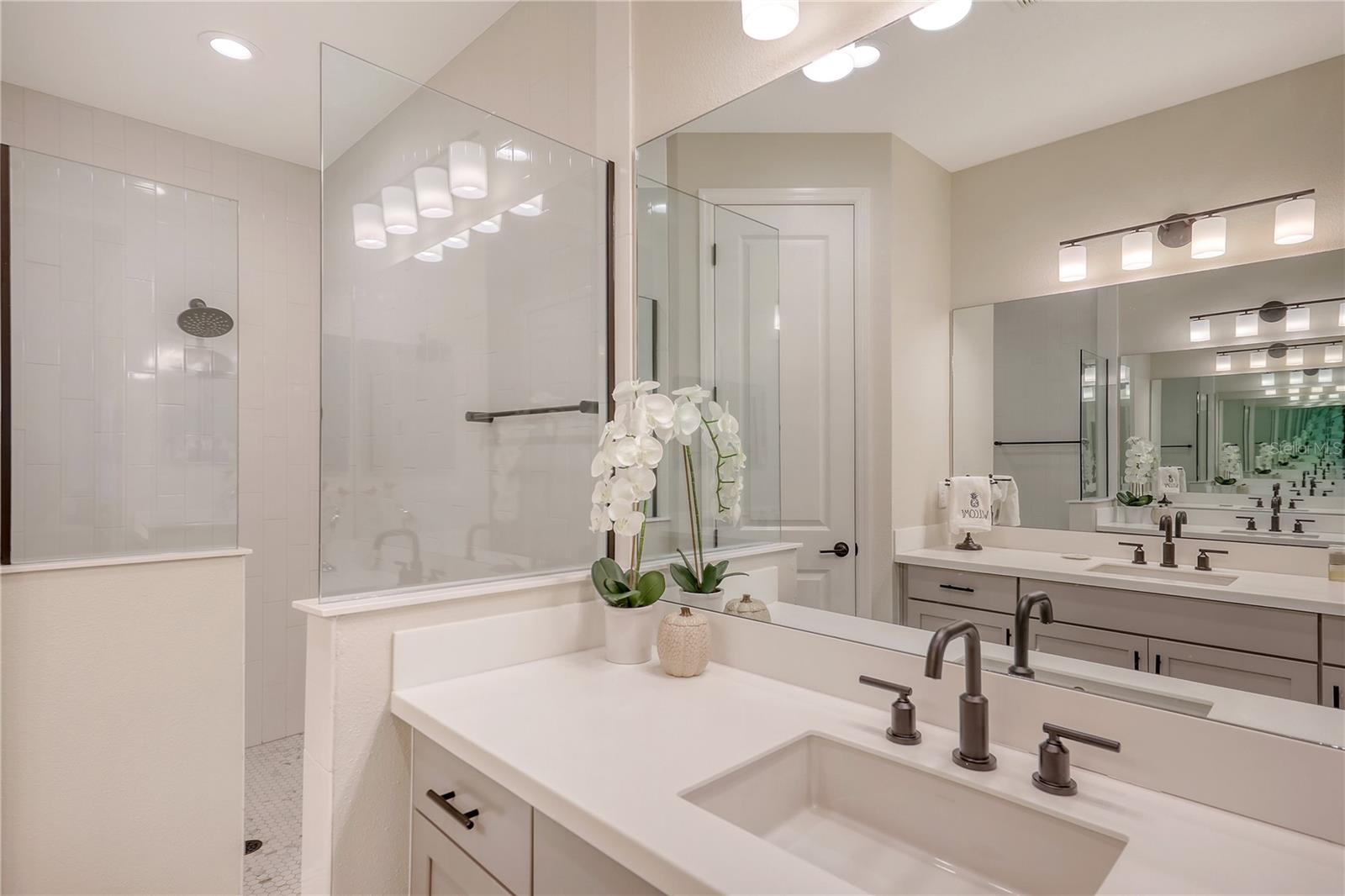 Image 33 of 81 For 12797 Palatka Drive