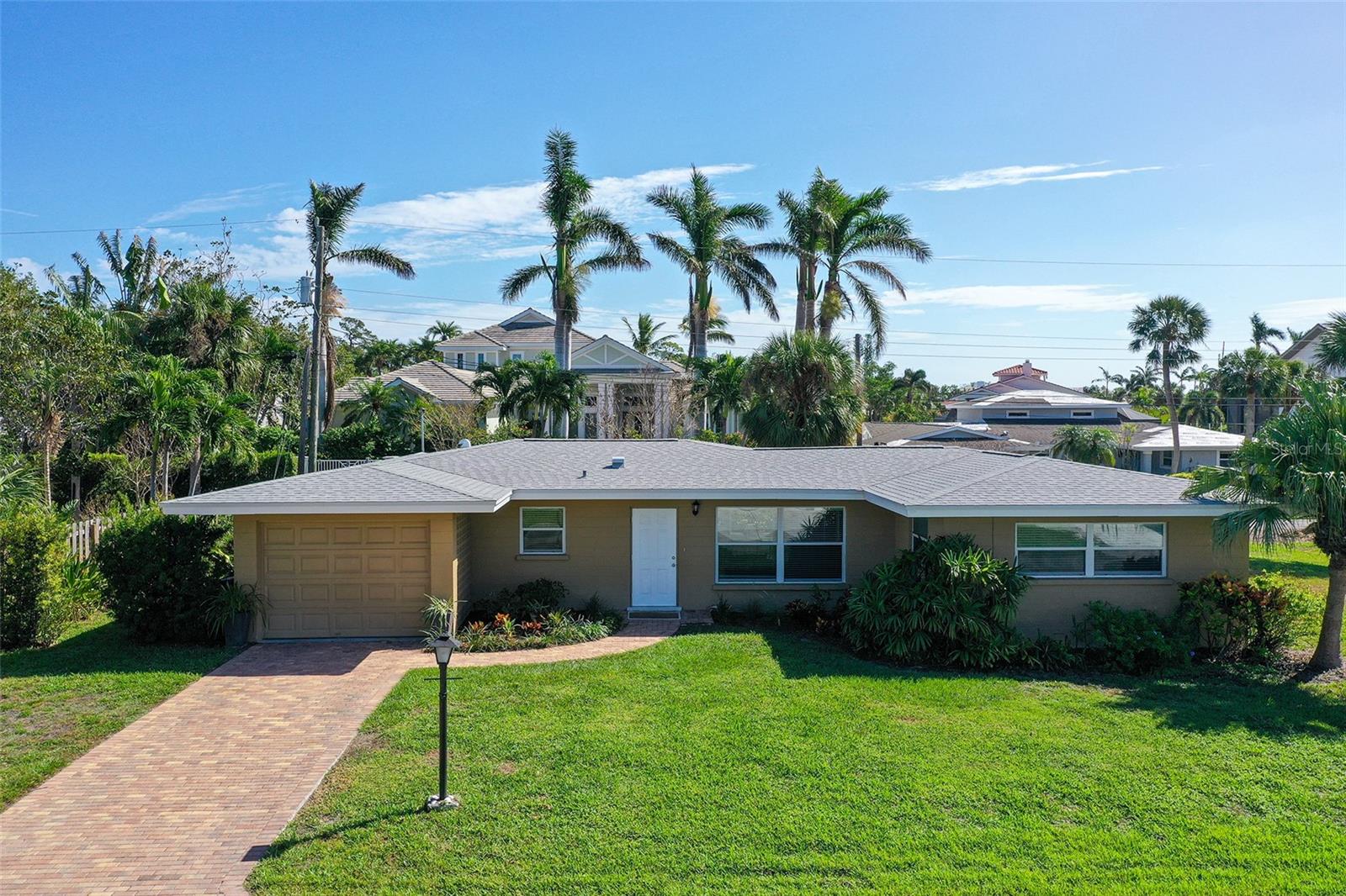 Details for 1648 Idle Lane, SARASOTA, FL 34231