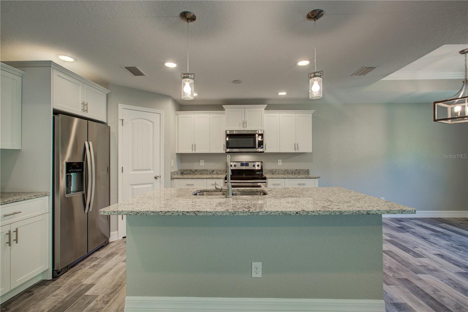 Image 11 of 19 For 160 Apollo Drive