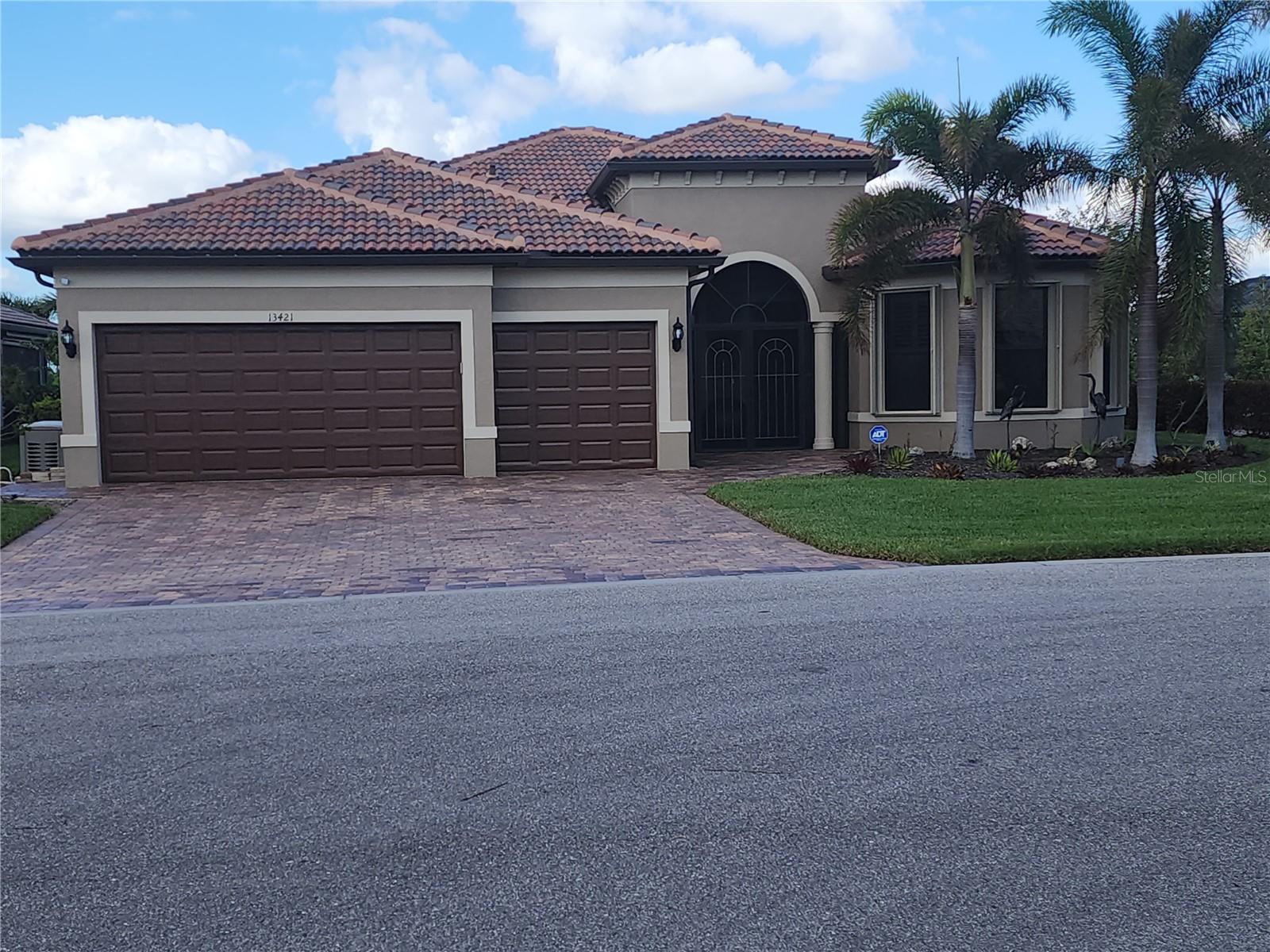 Details for 13421 Orino Street, VENICE, FL 34293