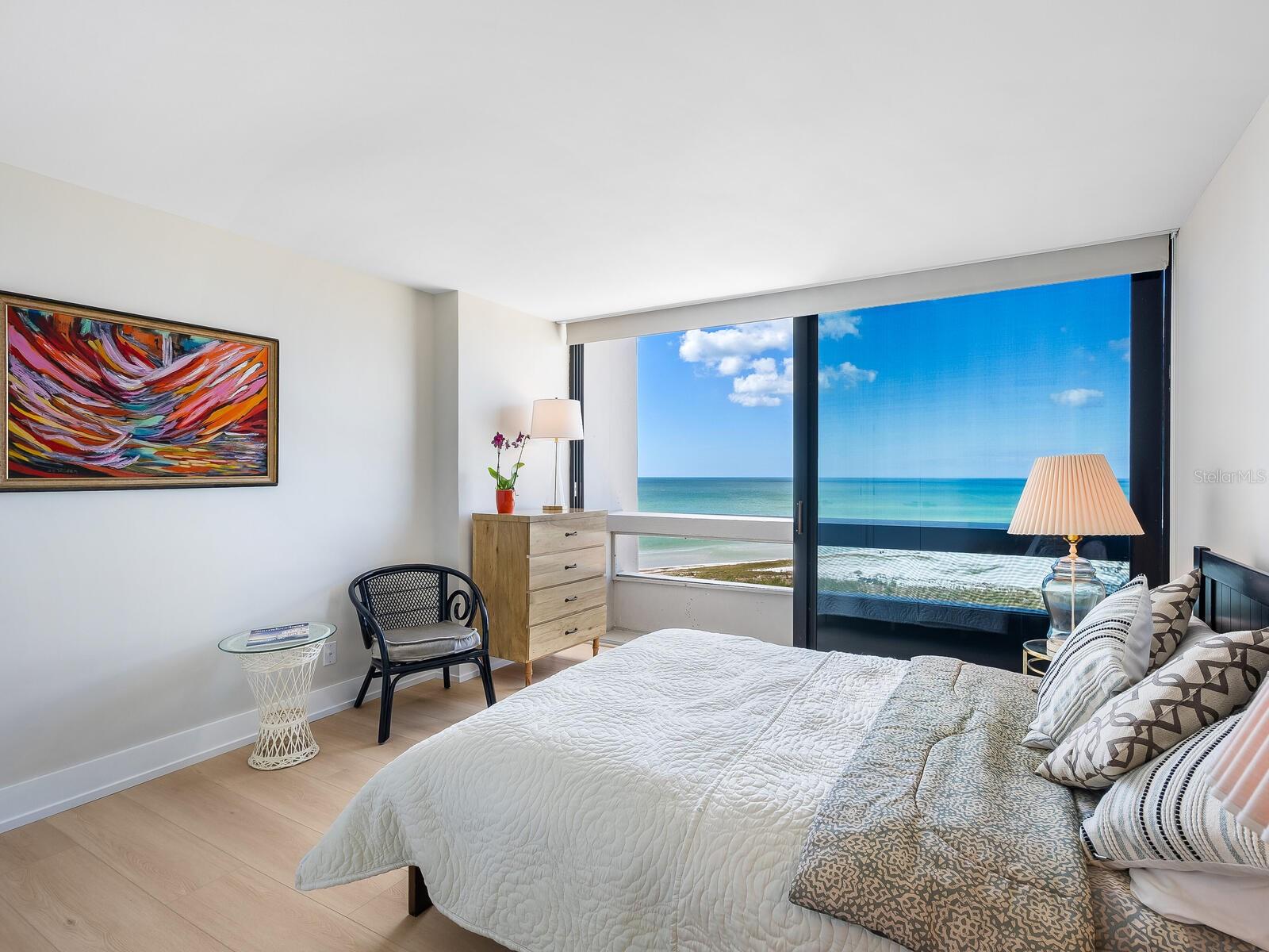 Image 30 of 71 For 5400 Ocean Boulevard 10-3