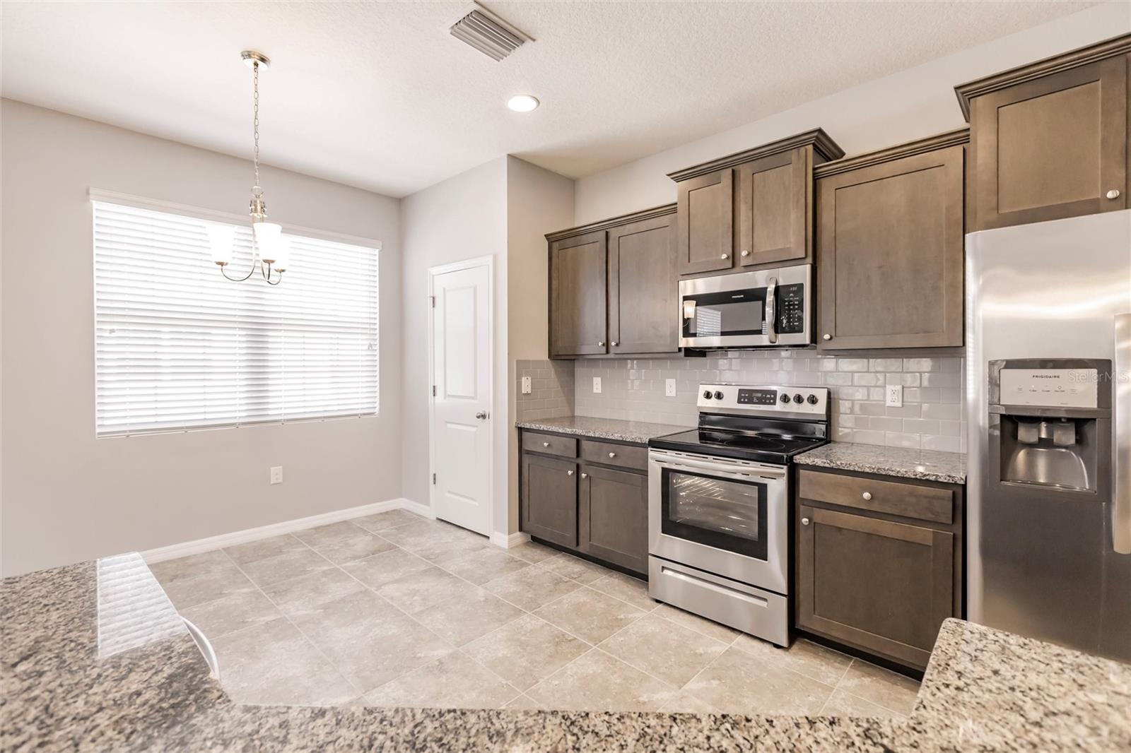 Image 17 of 61 For 8372 Enclave Way 104