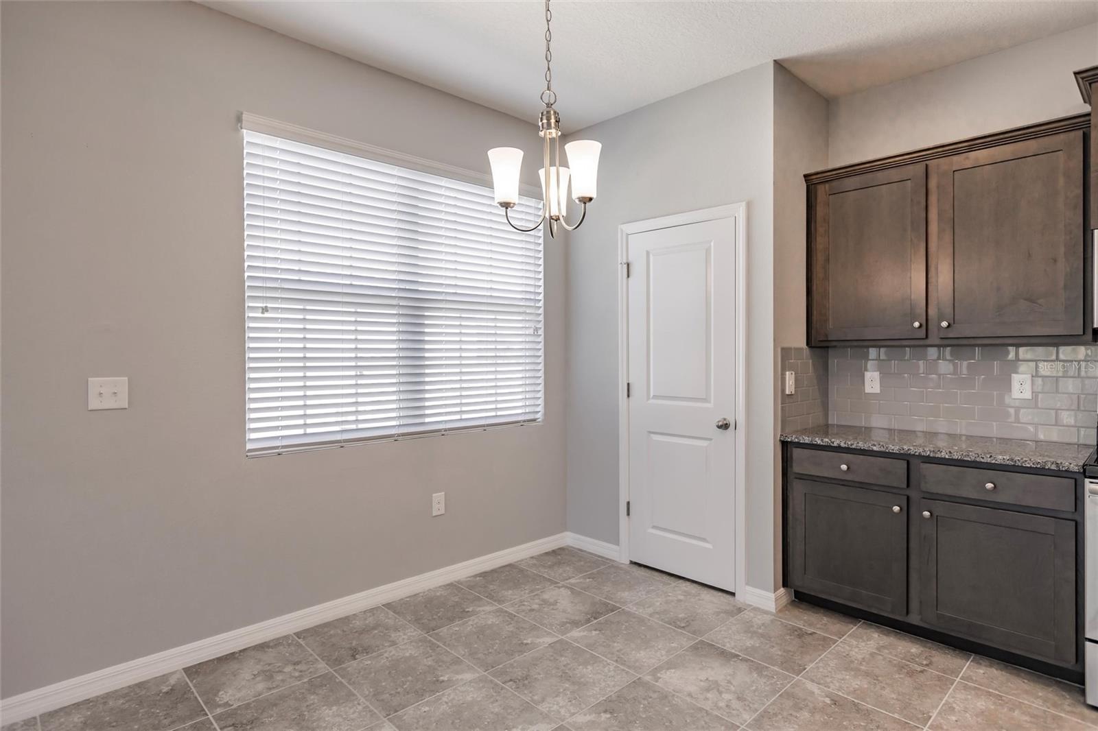 Image 21 of 61 For 8372 Enclave Way 104